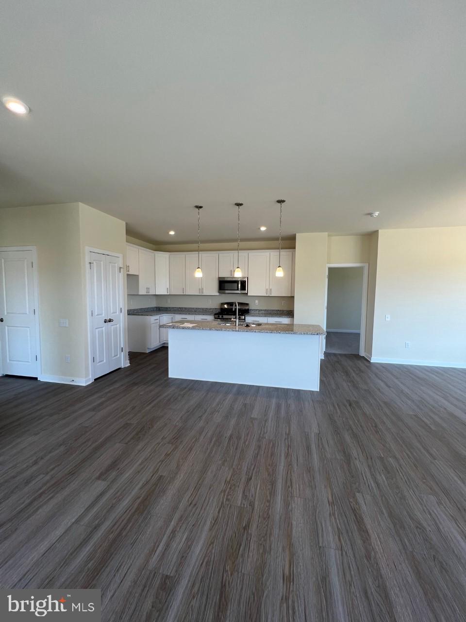 1003 ROBINSON ROAD