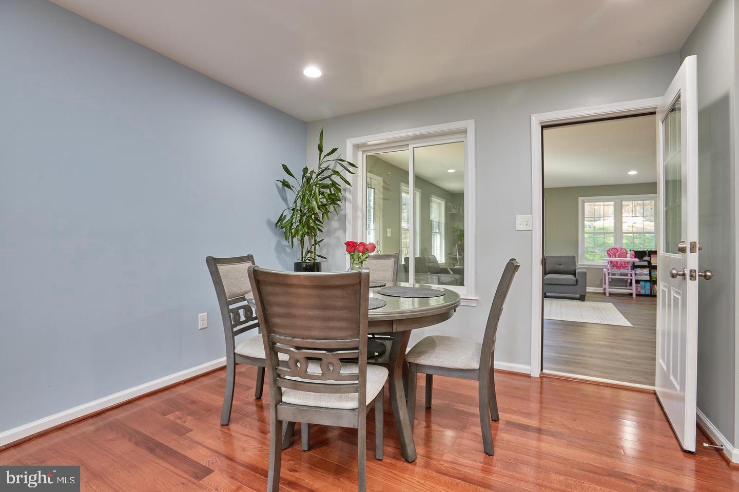 EAST SPRINGBROOK - Residential