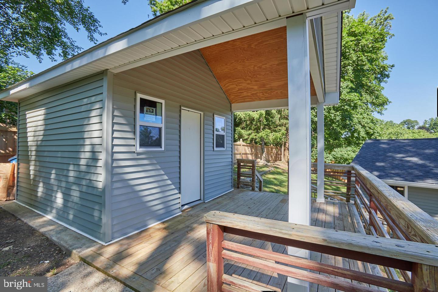 EAST SPRINGBROOK - Residential