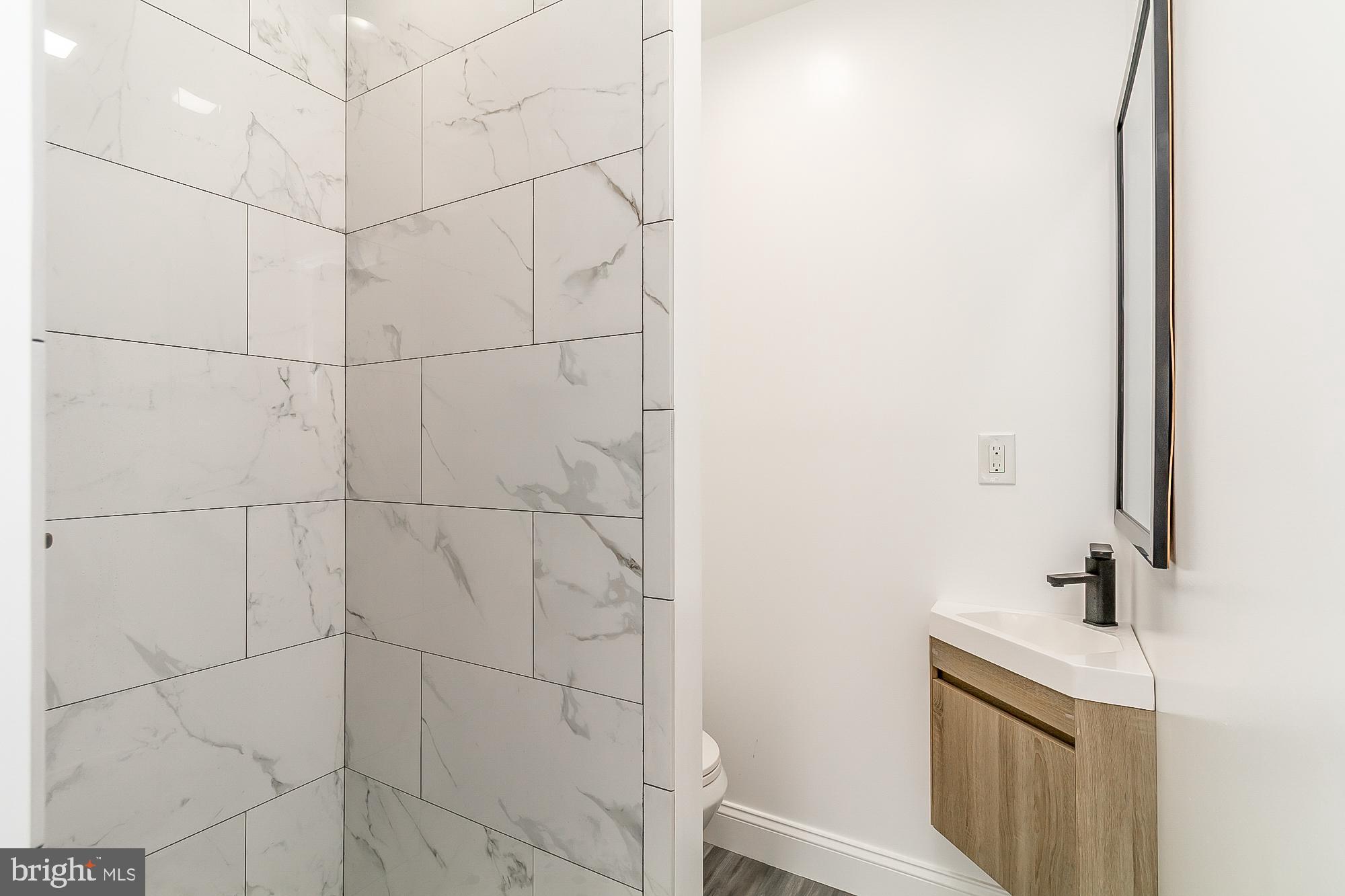 ROSEMONT - Residential