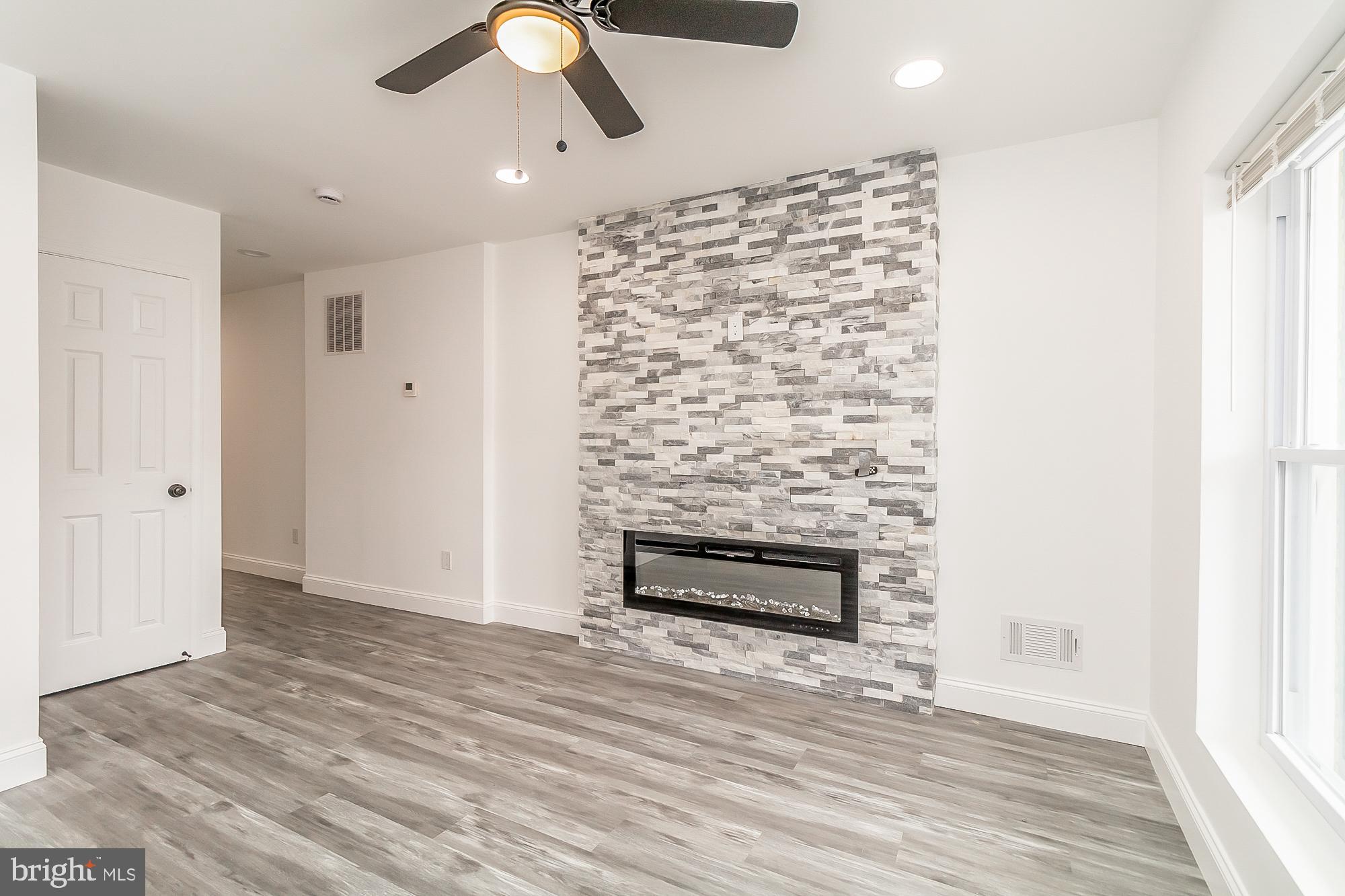 ROSEMONT - Residential