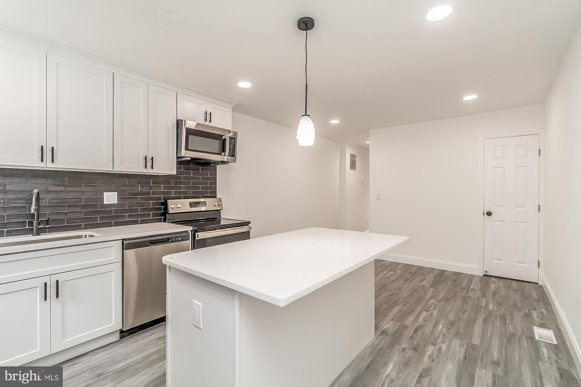 ROSEMONT - Residential