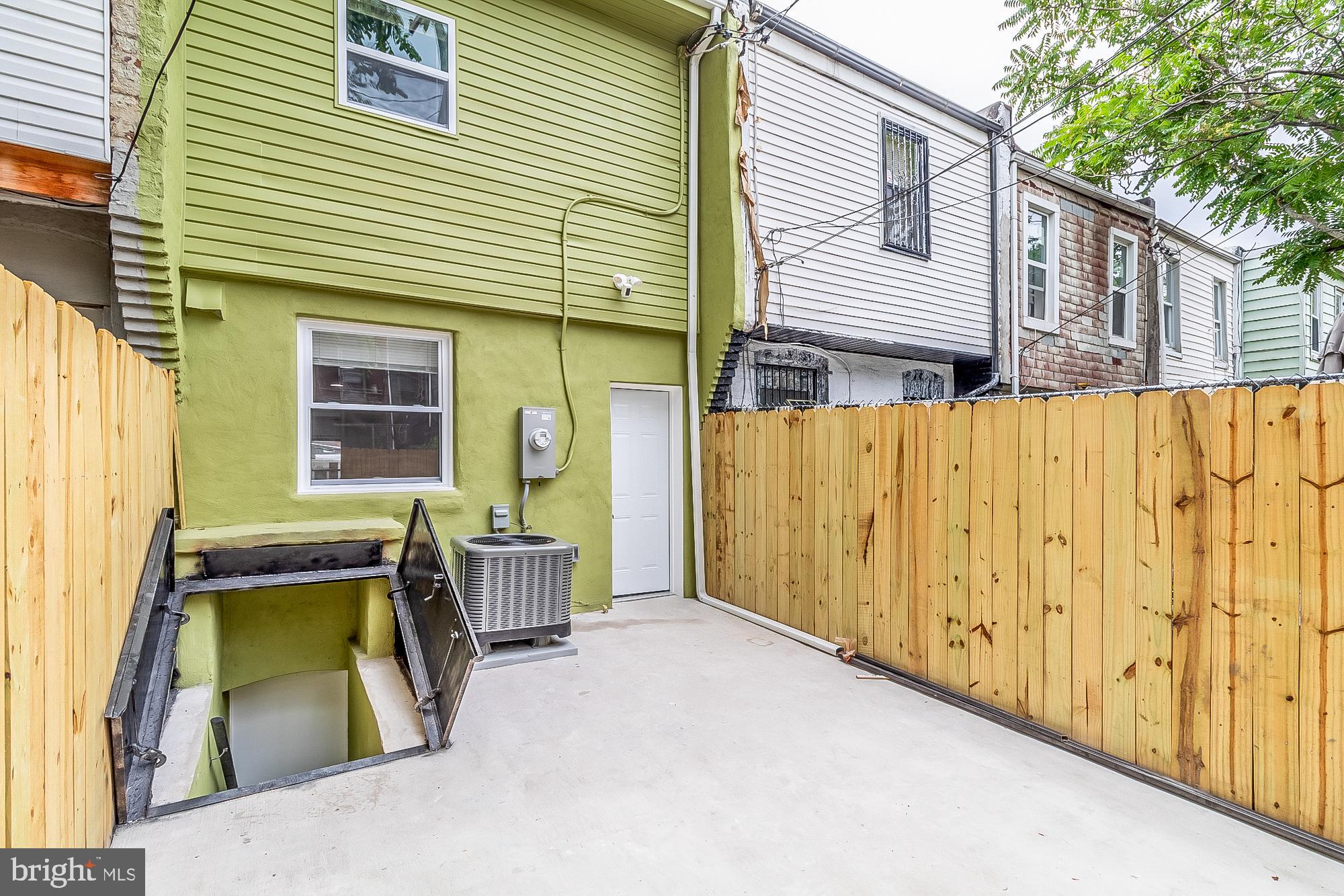 ROSEMONT - Residential