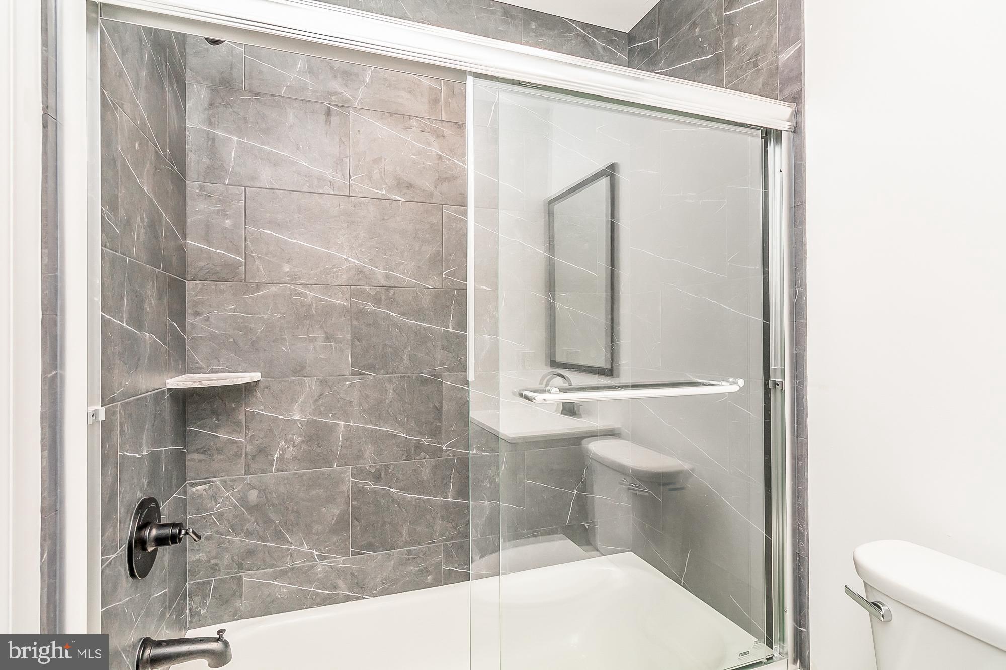 ROSEMONT - Residential