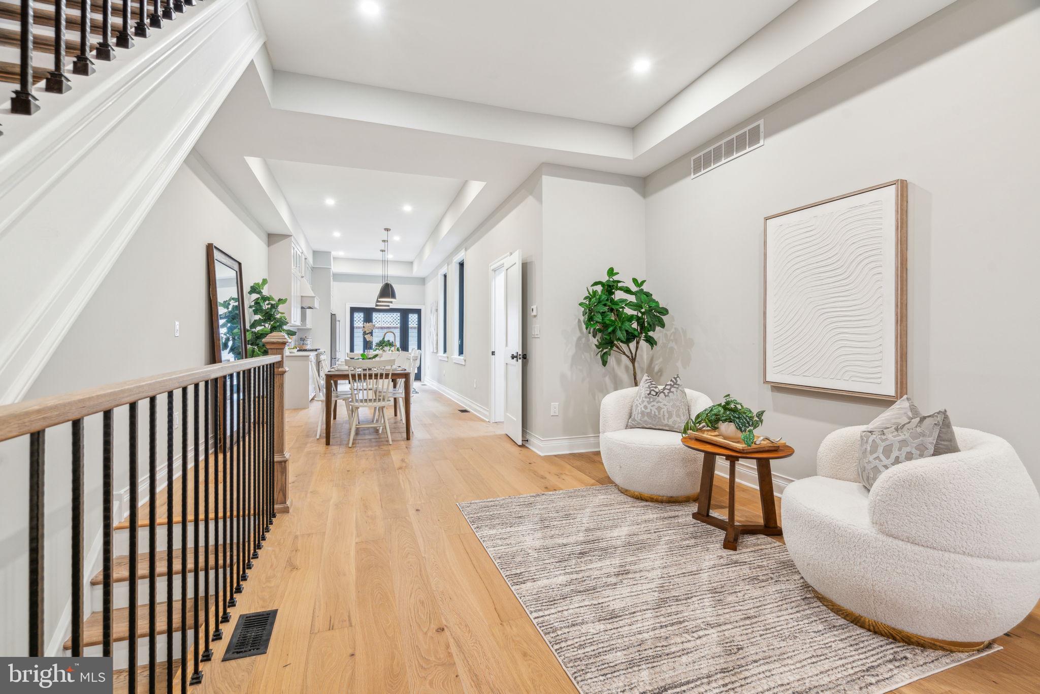 ART MUSEUM AREA - Residential