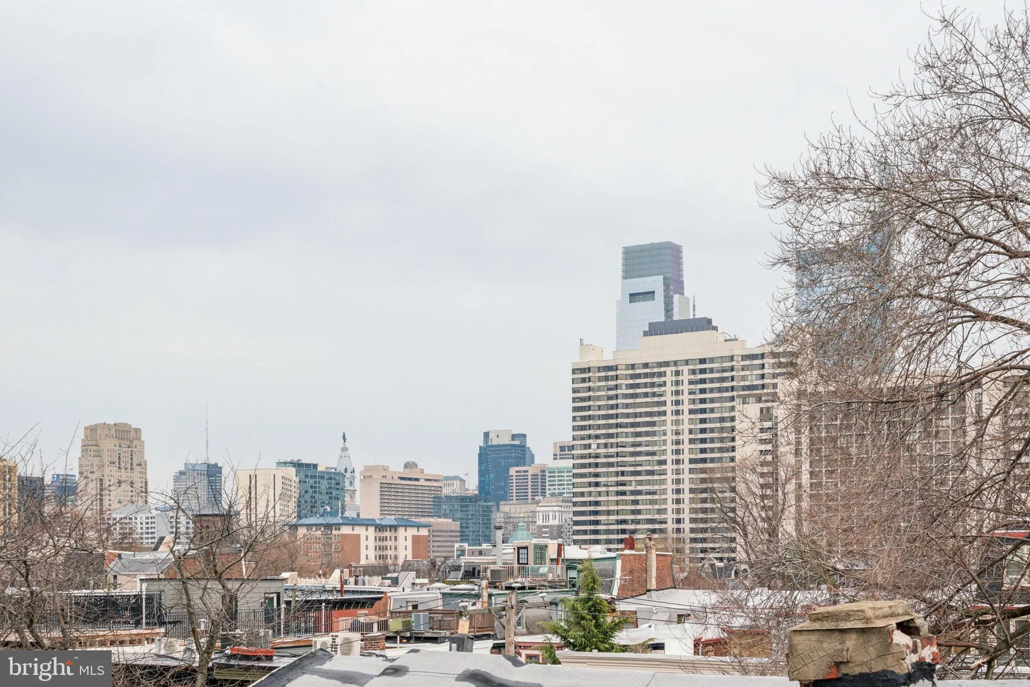 Philadelphia, Pennsylvania 19130, United States, 4 Bedrooms Bedrooms, ,4 BathroomsBathrooms,Residential,Pending,79539