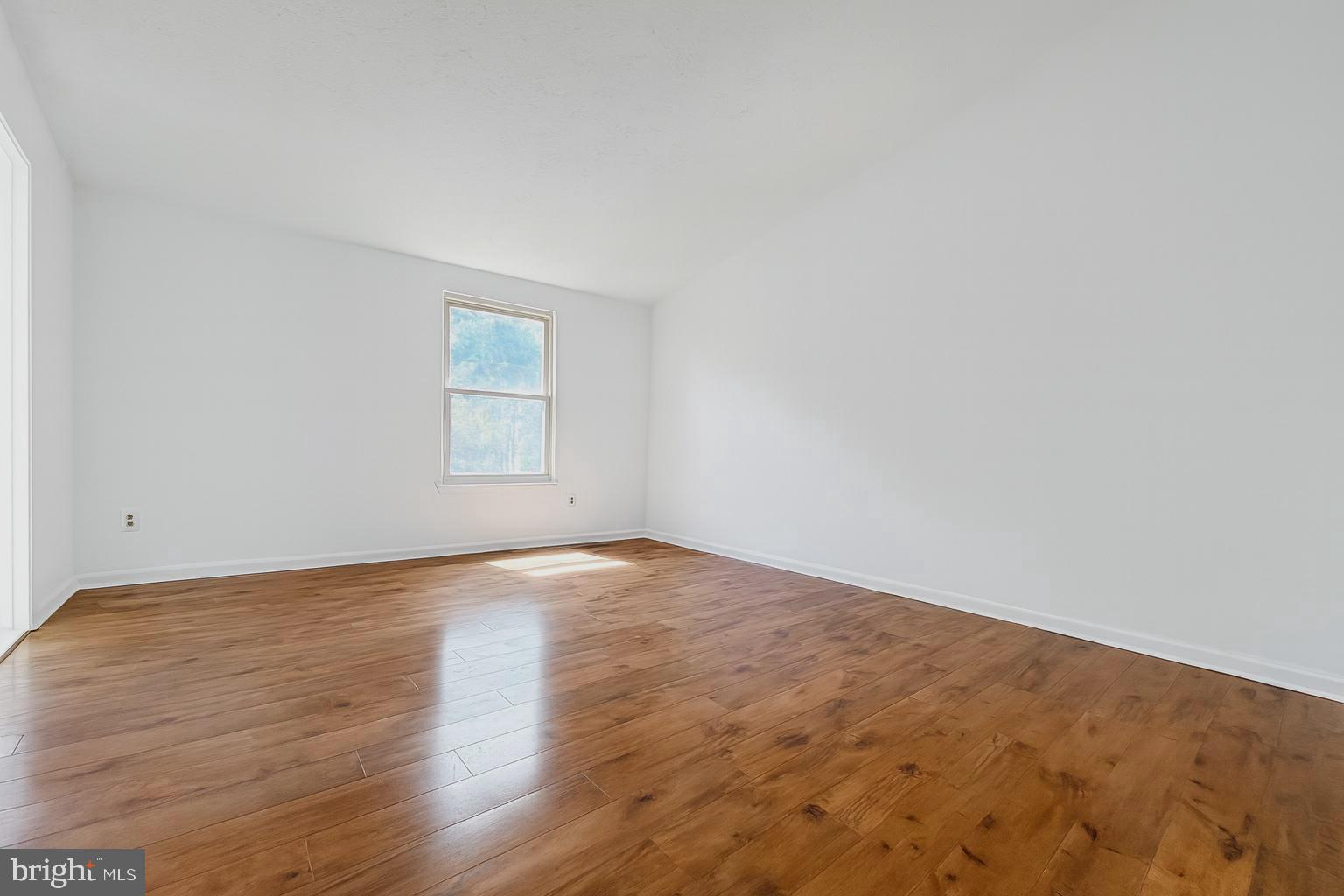 DUFIEF MILL ESTATES - Residential