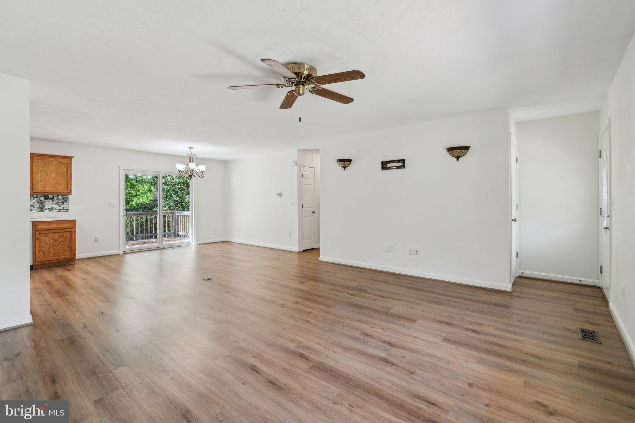 WOODLAND HEIGHTS - Residential