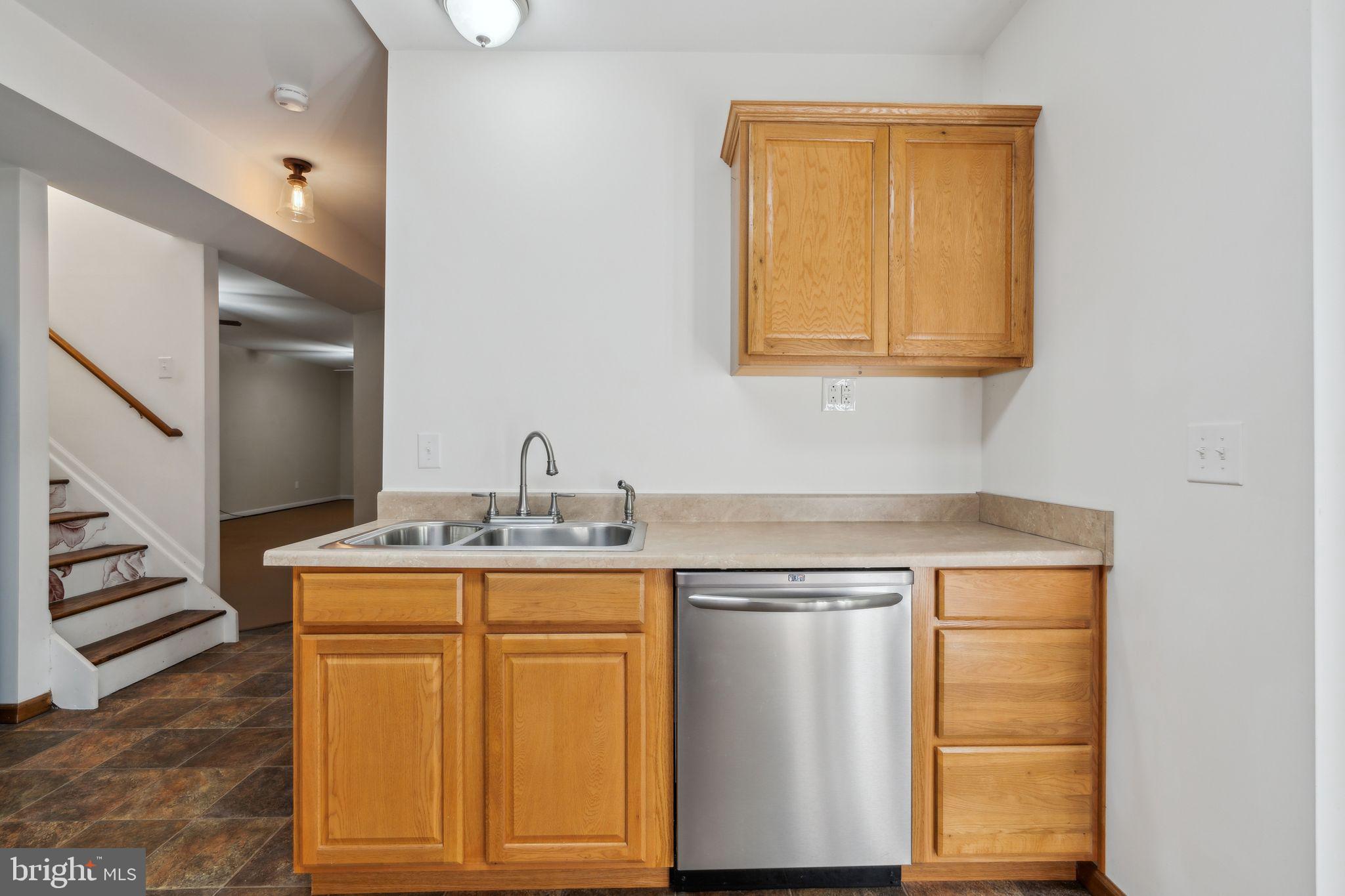 WOODLAND HEIGHTS - Residential