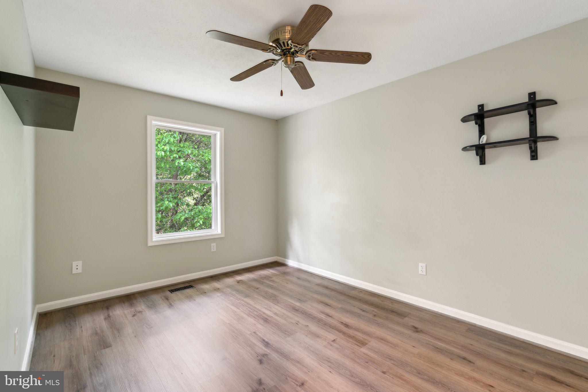 WOODLAND HEIGHTS - Residential