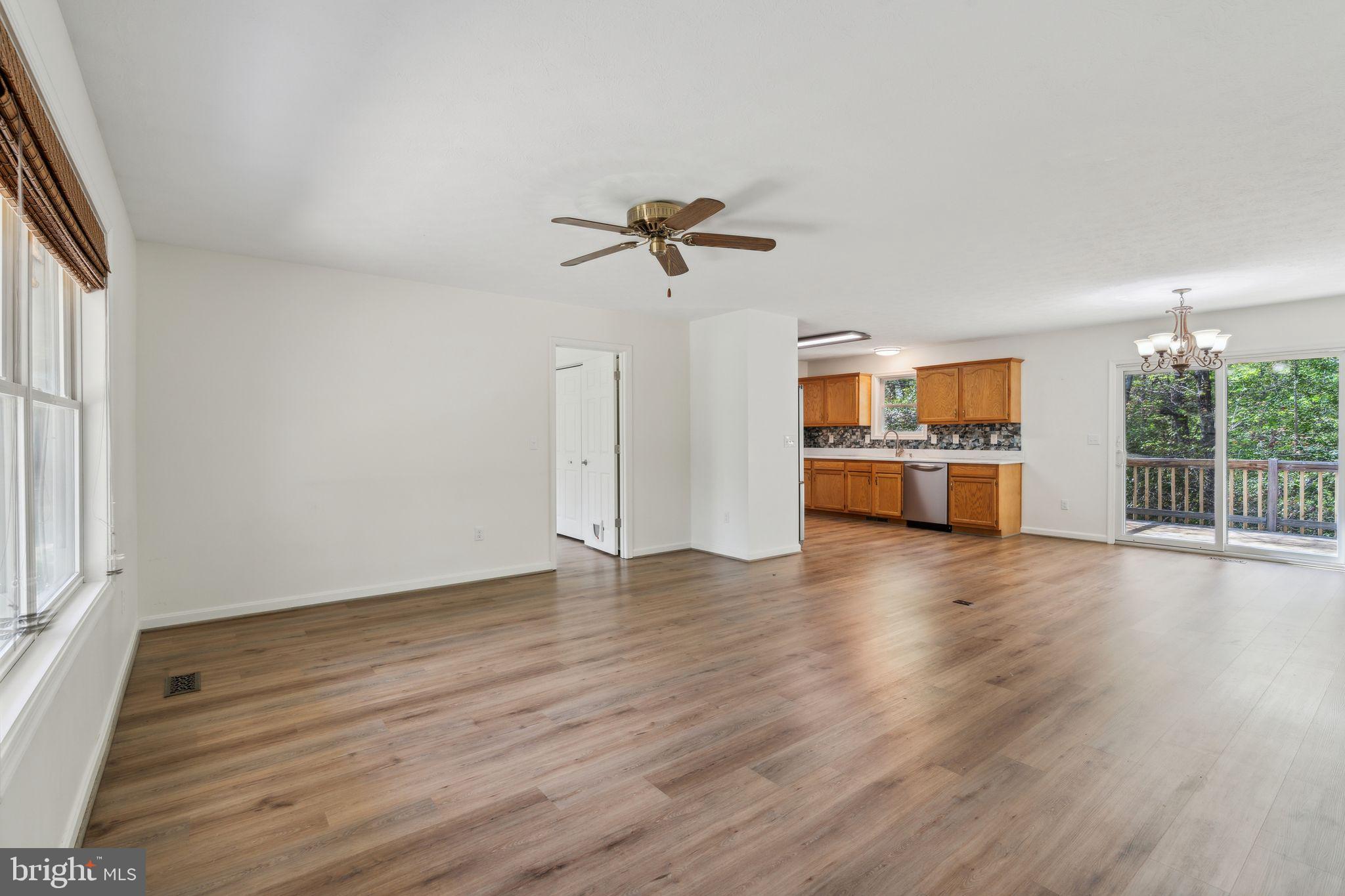 WOODLAND HEIGHTS - Residential