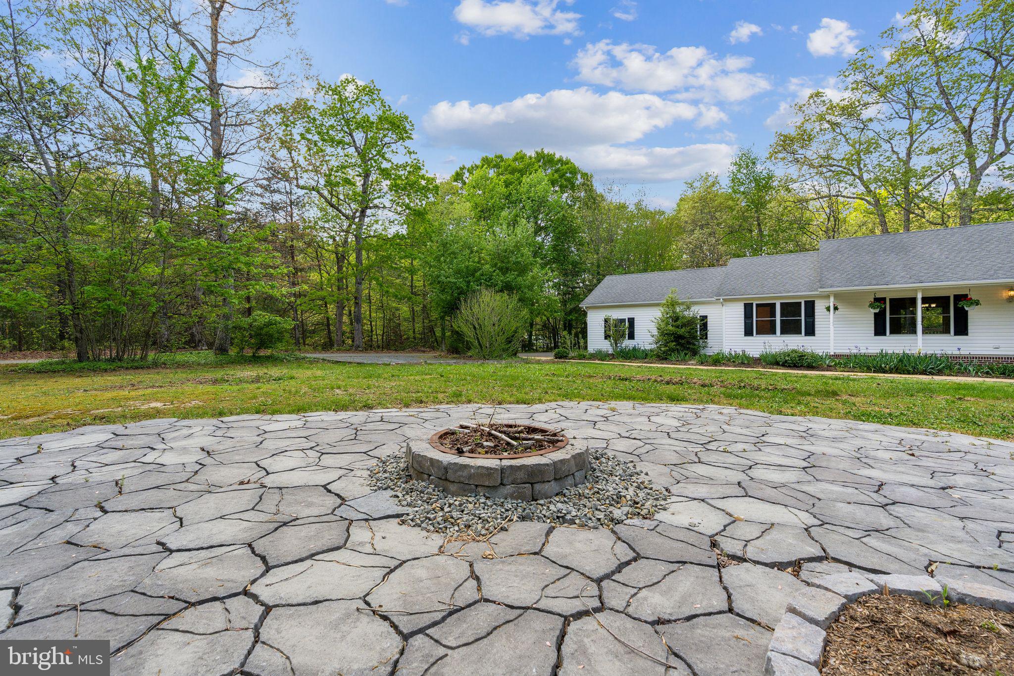 WOODLAND HEIGHTS - Residential