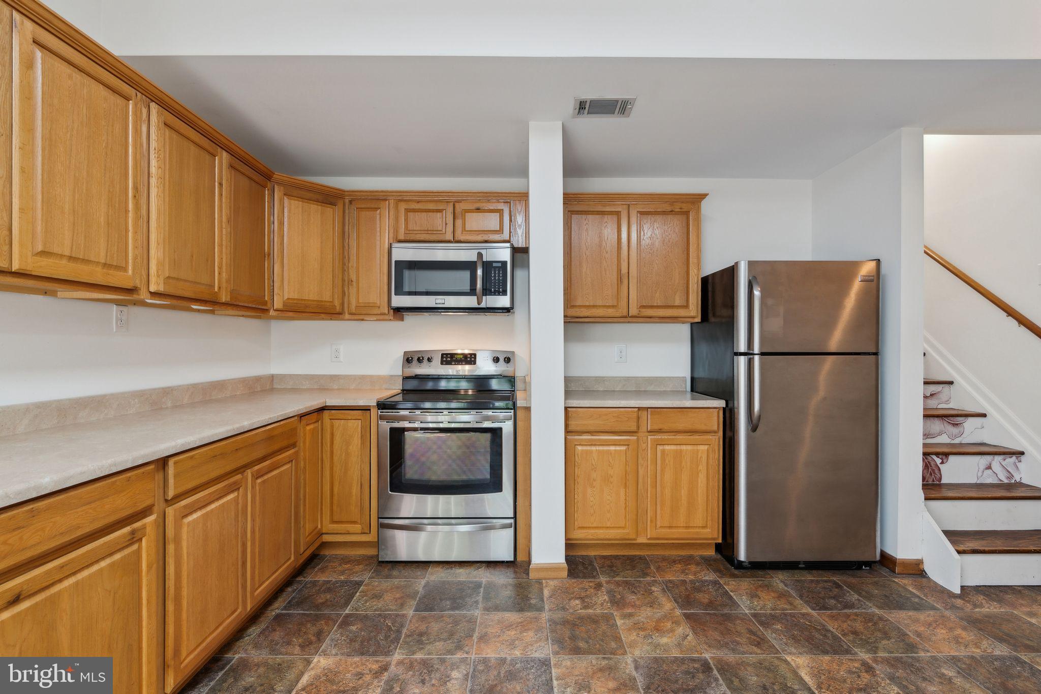 WOODLAND HEIGHTS - Residential