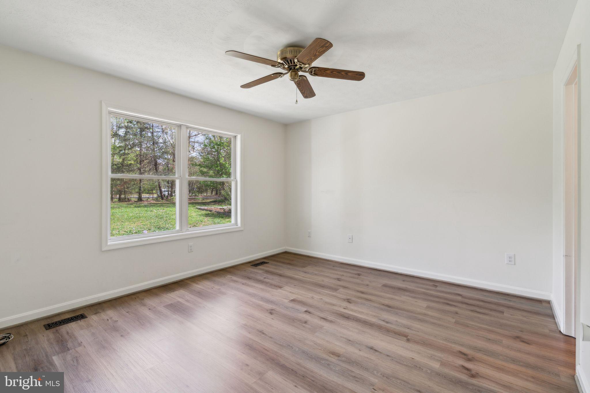 WOODLAND HEIGHTS - Residential