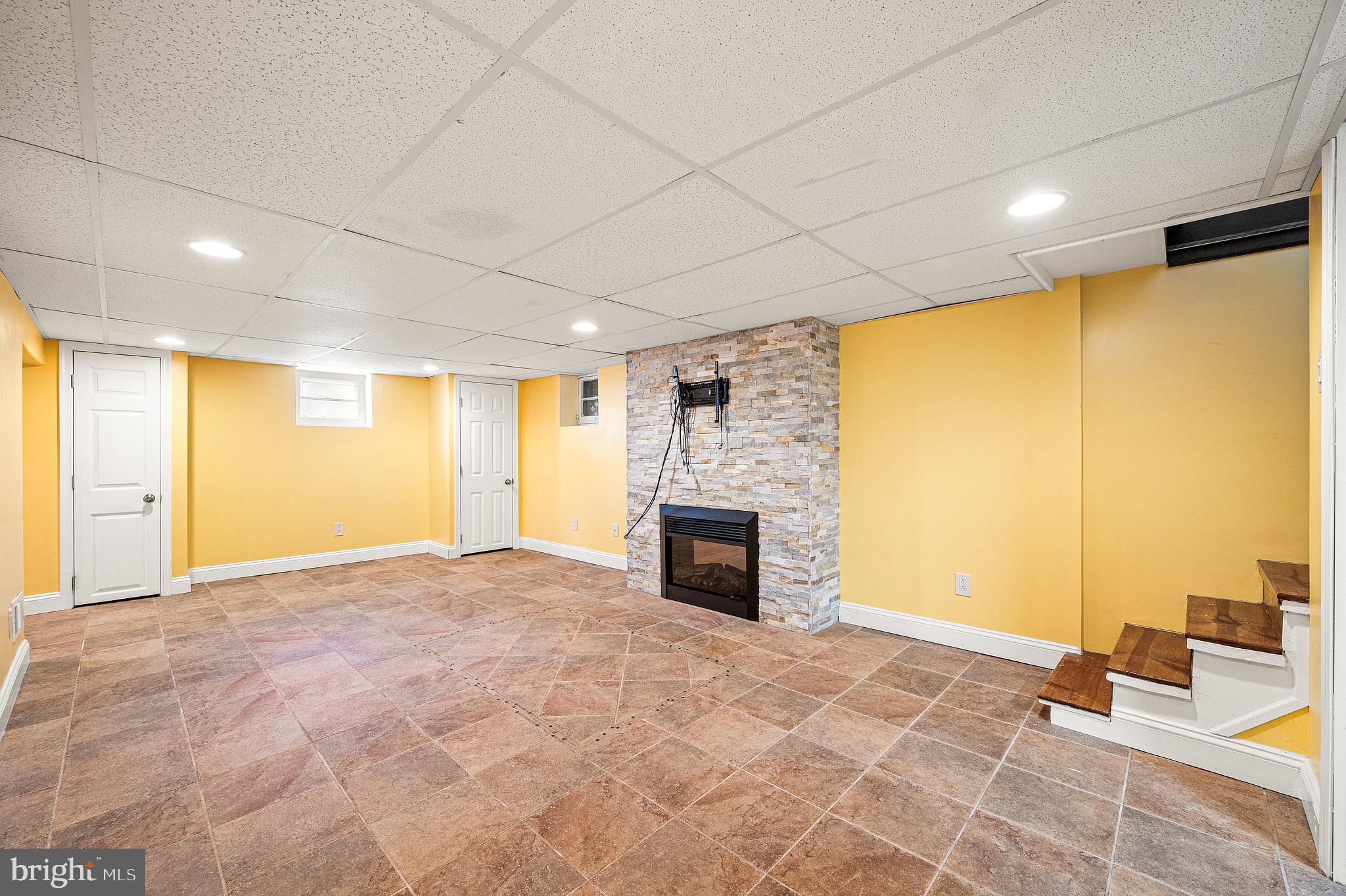 SCOTS GLEN - Residential