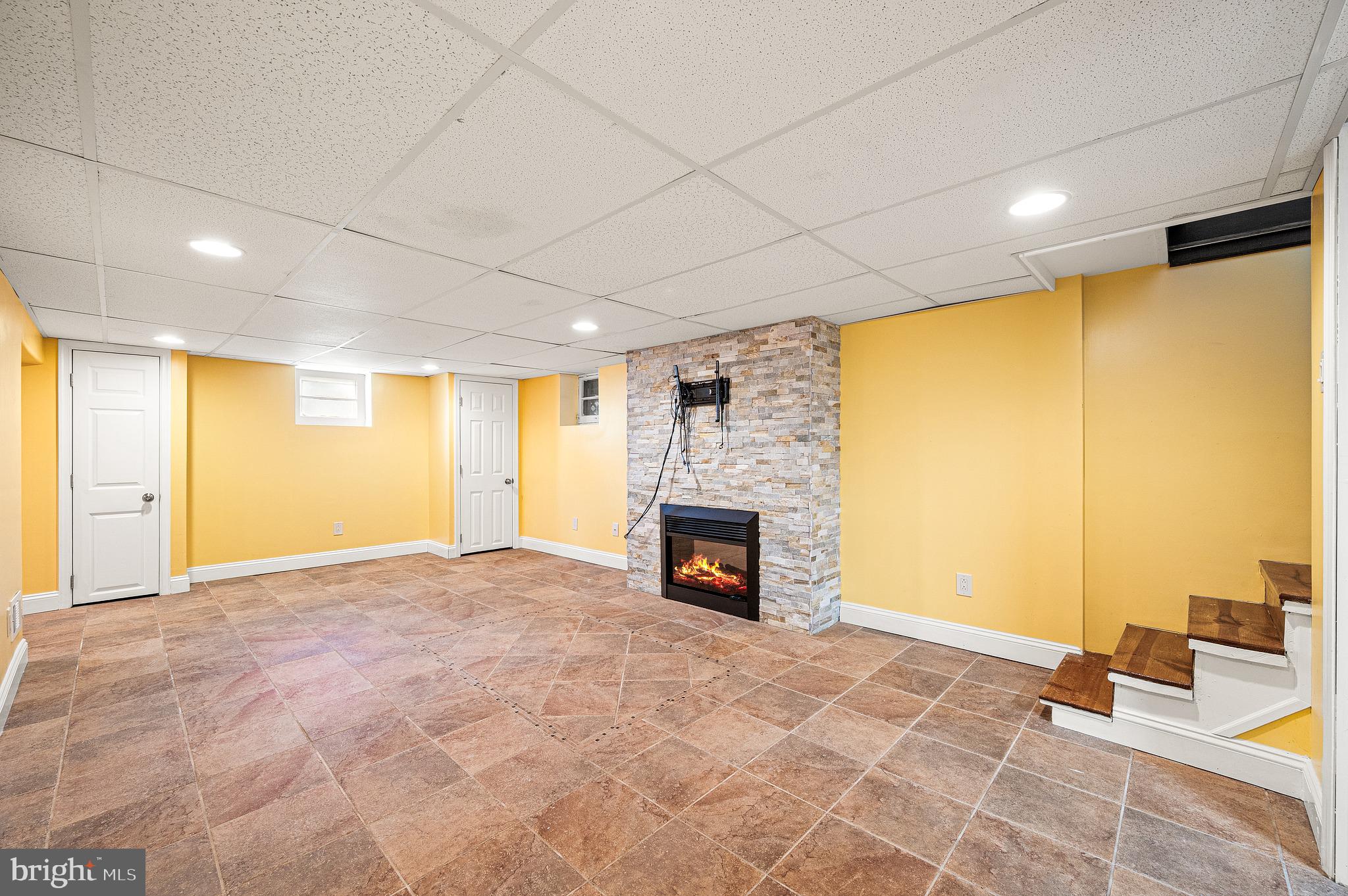 SCOTS GLEN - Residential