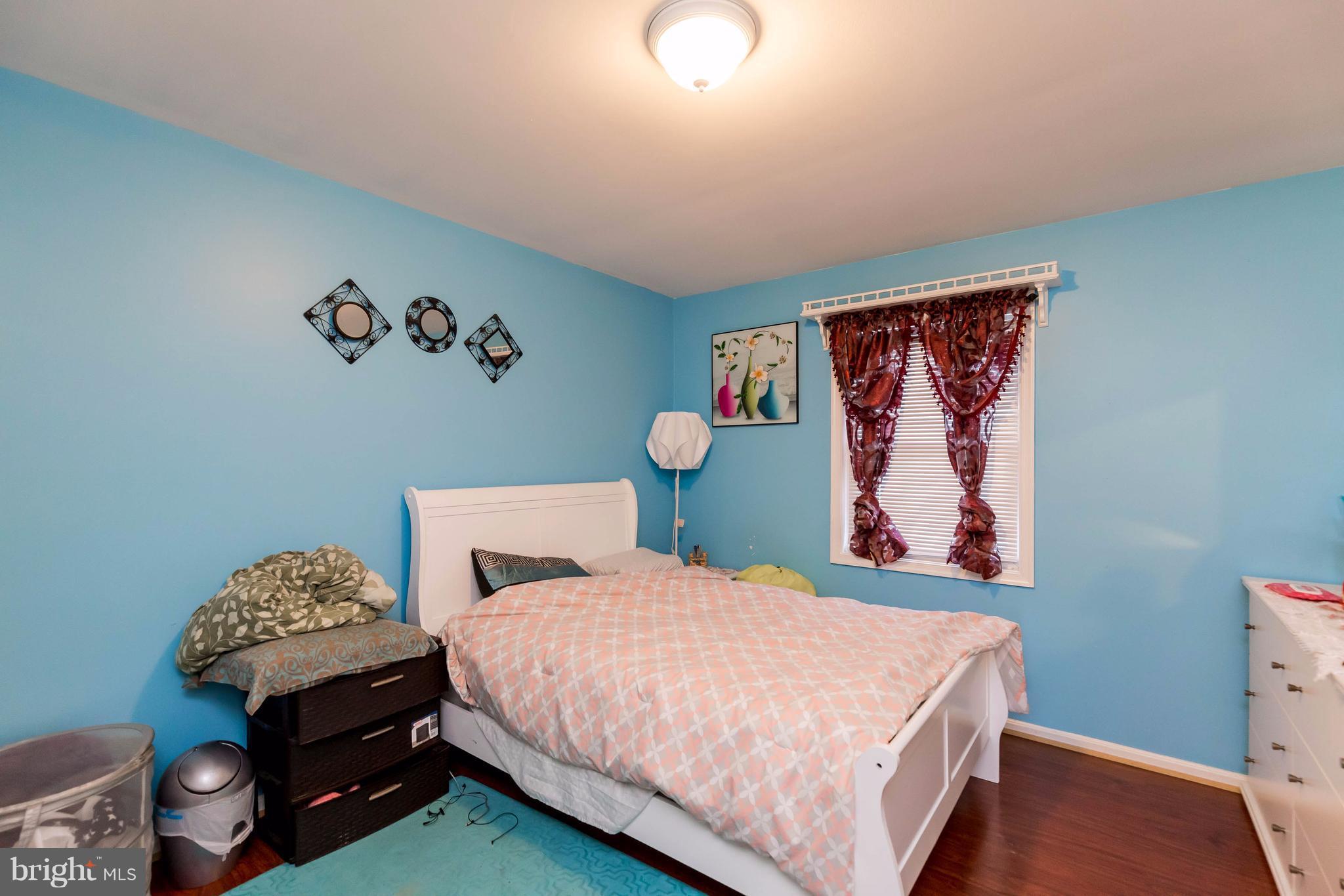 POINT OF WOODS EAST - Residential