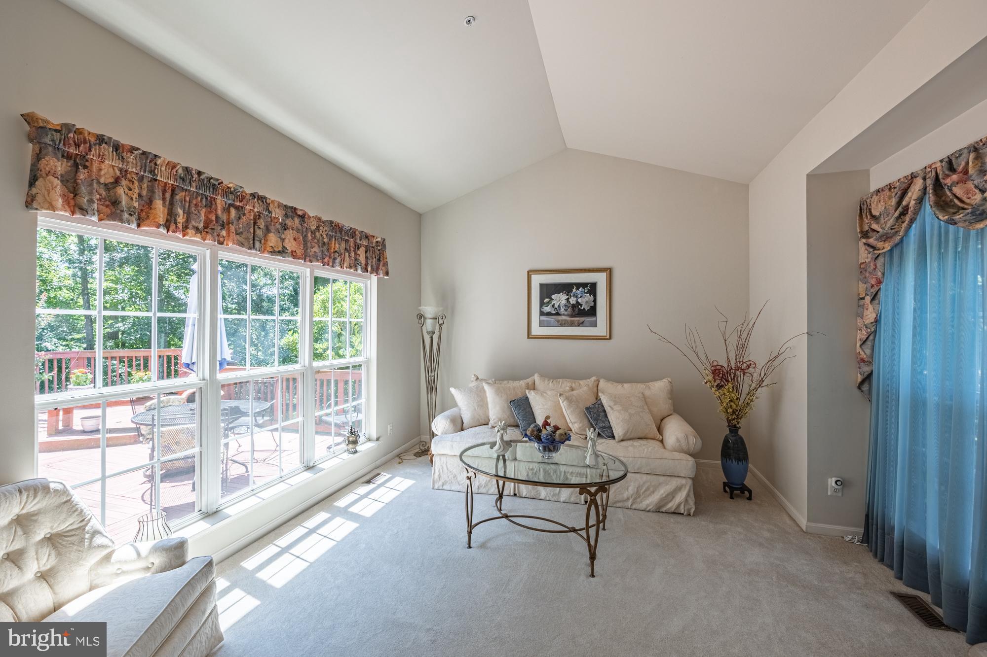 WOODMORE - Residential