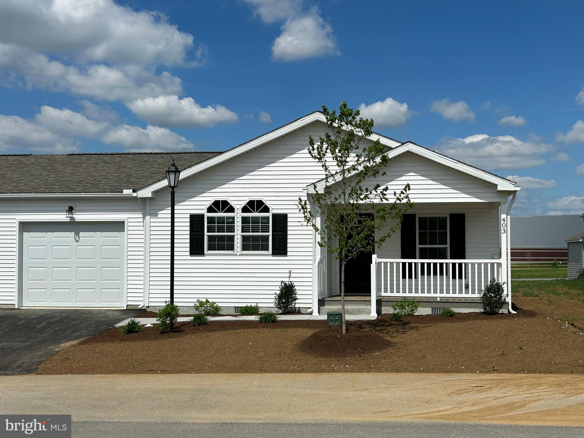 403 EASTWOOD LANE