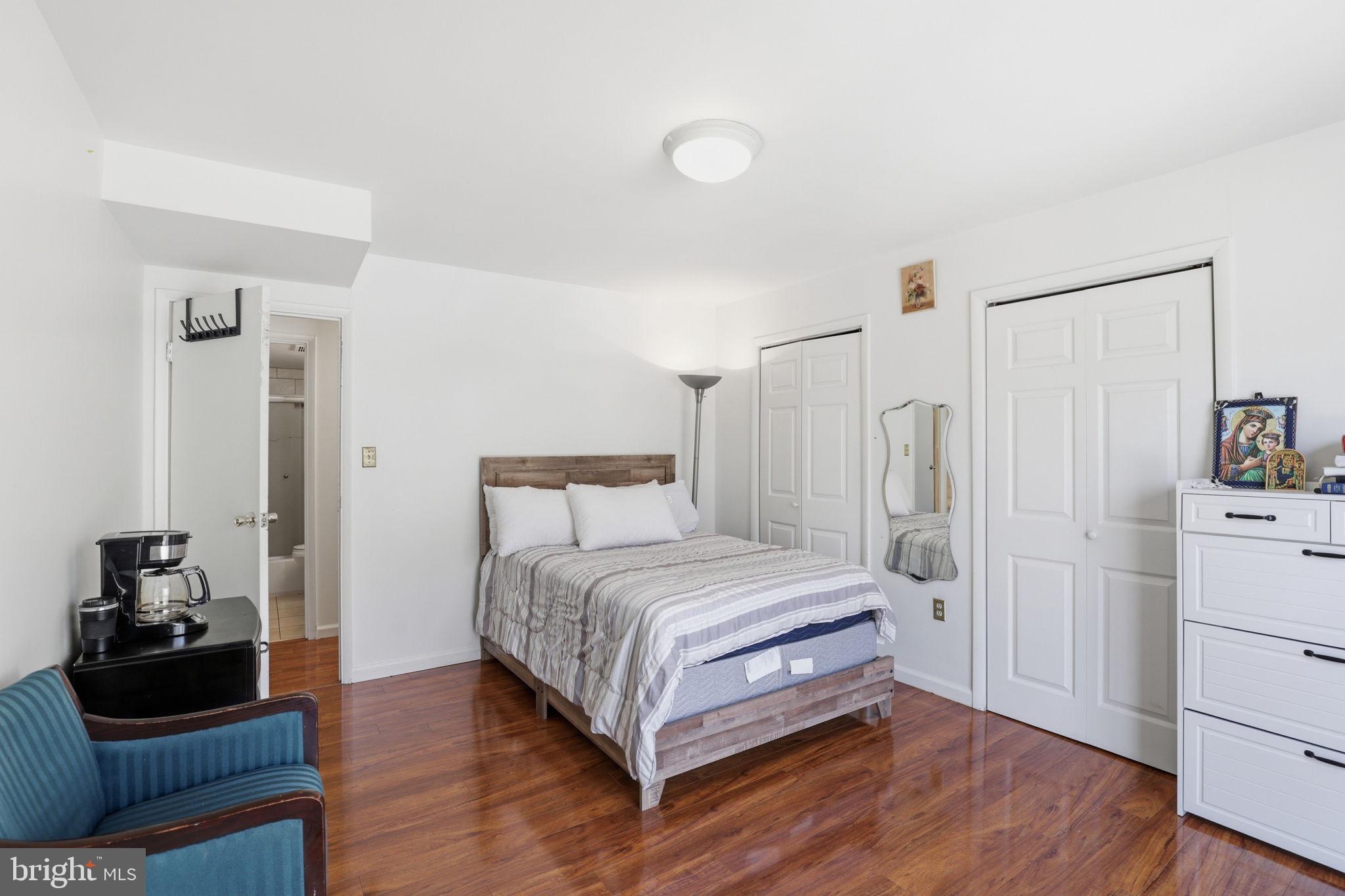 VALLEY PARK - Residential