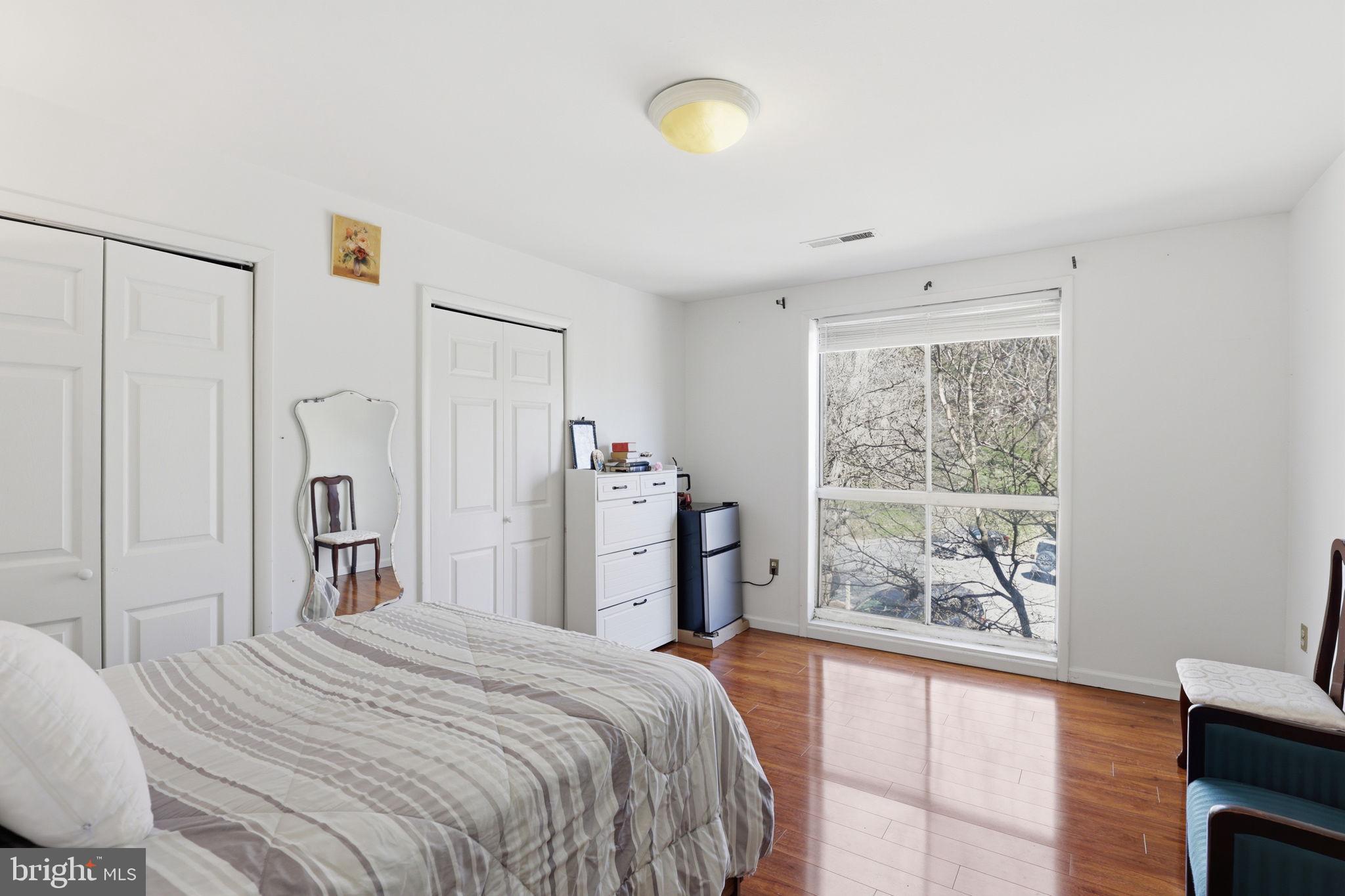 VALLEY PARK - Residential