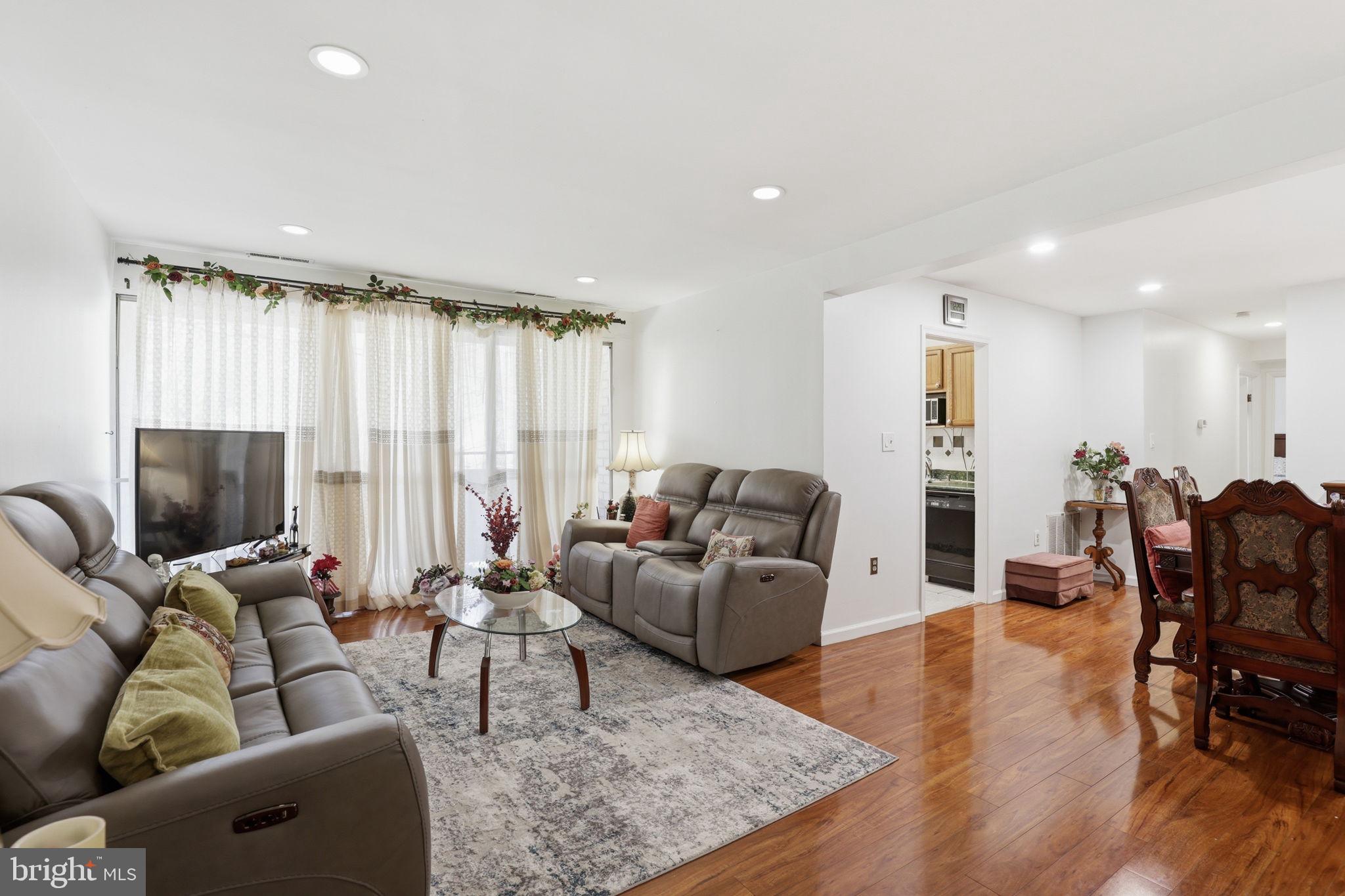 VALLEY PARK - Residential