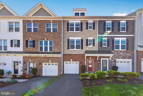 Condo For Sale - 15305 Linville Creek Drive<br/> HAYMARKET, VA 20169