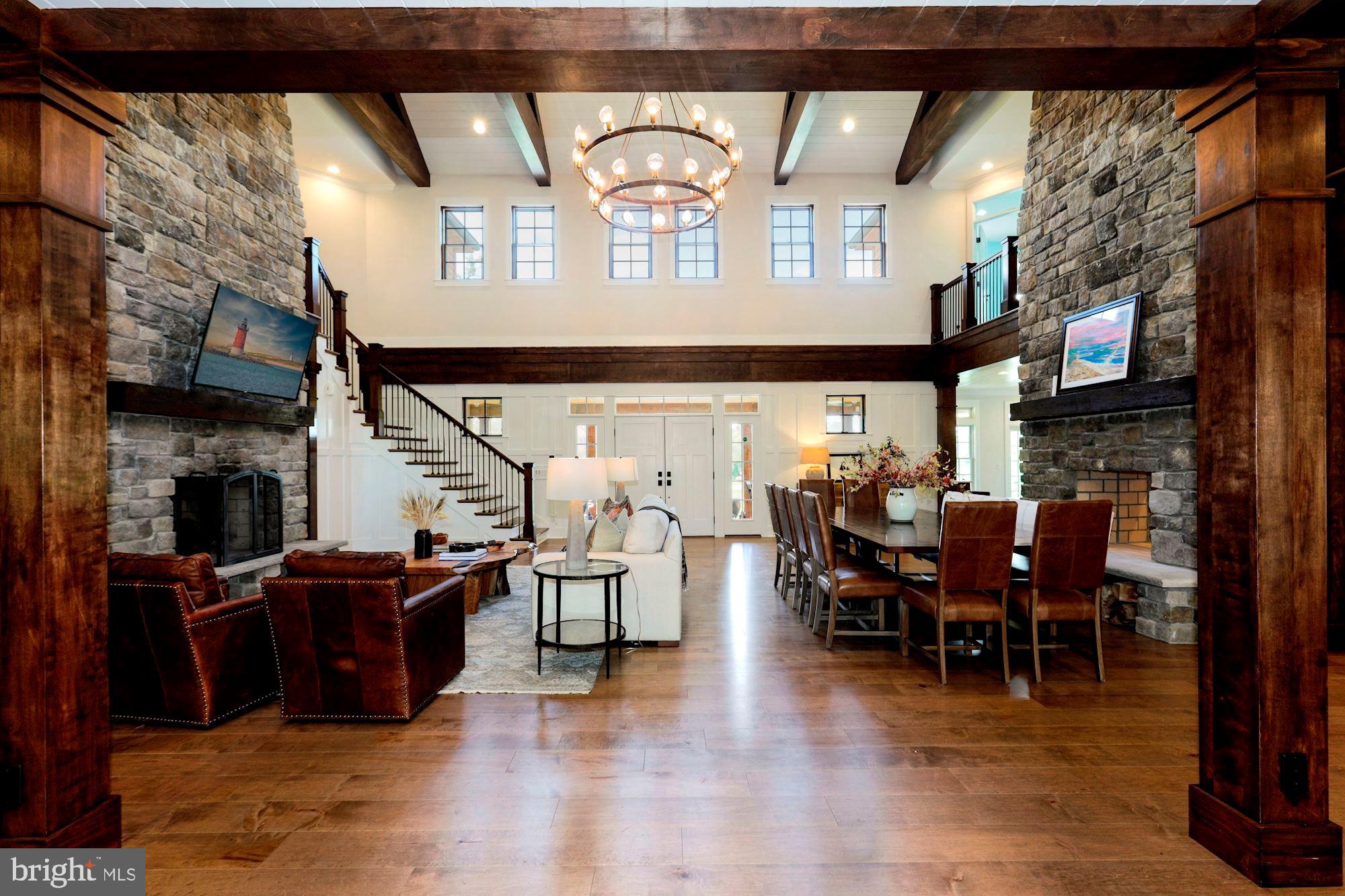 WOLFE POINTE - Residential