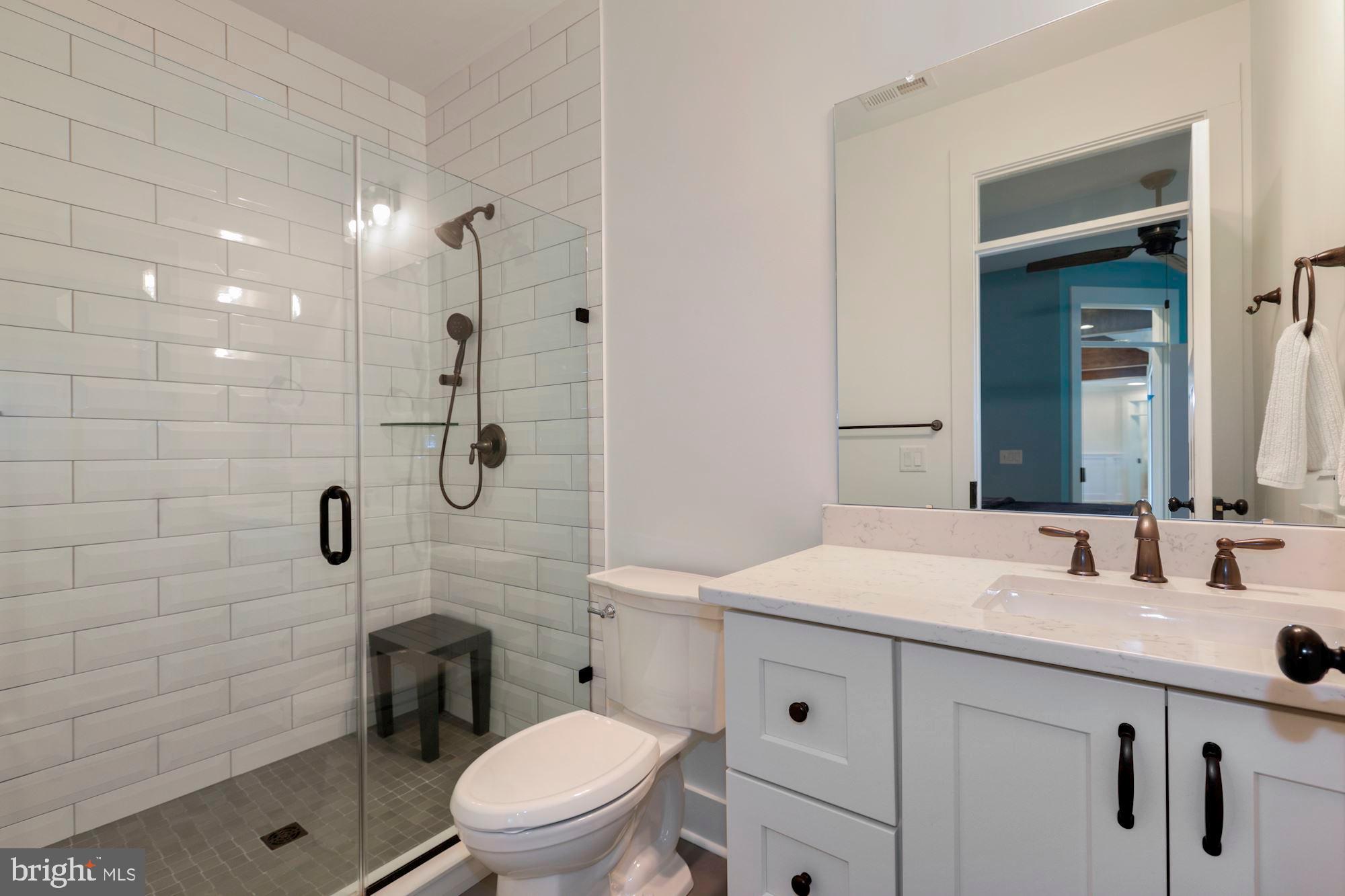 WOLFE POINTE - Residential