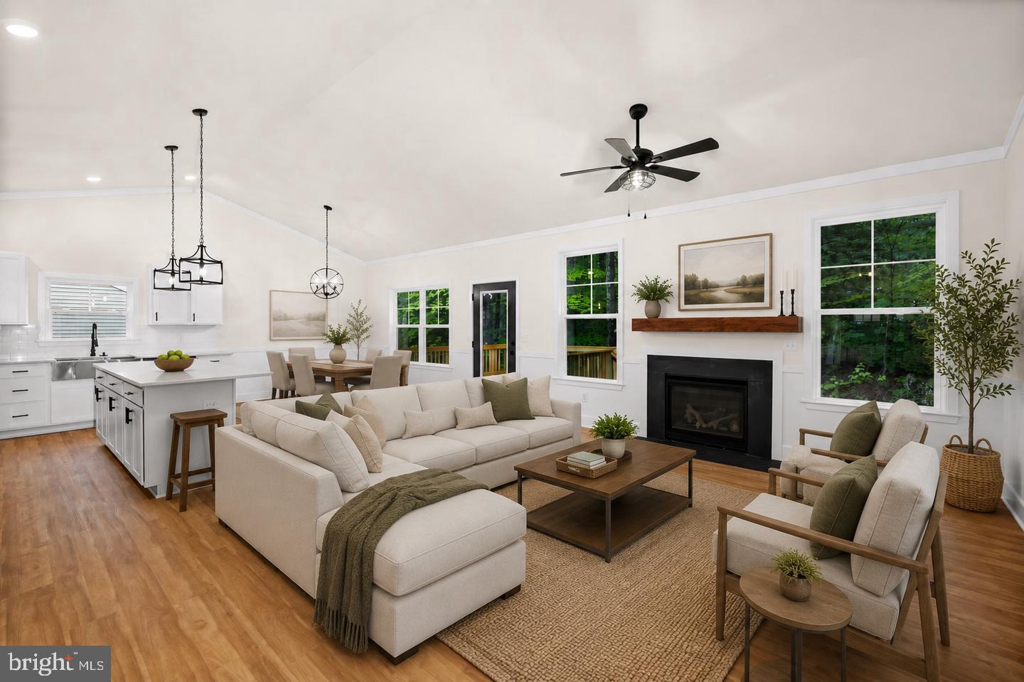 1109 LAKEVIEW PARKWAY