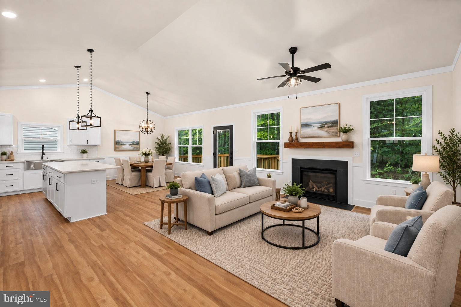 1109 LAKEVIEW PARKWAY