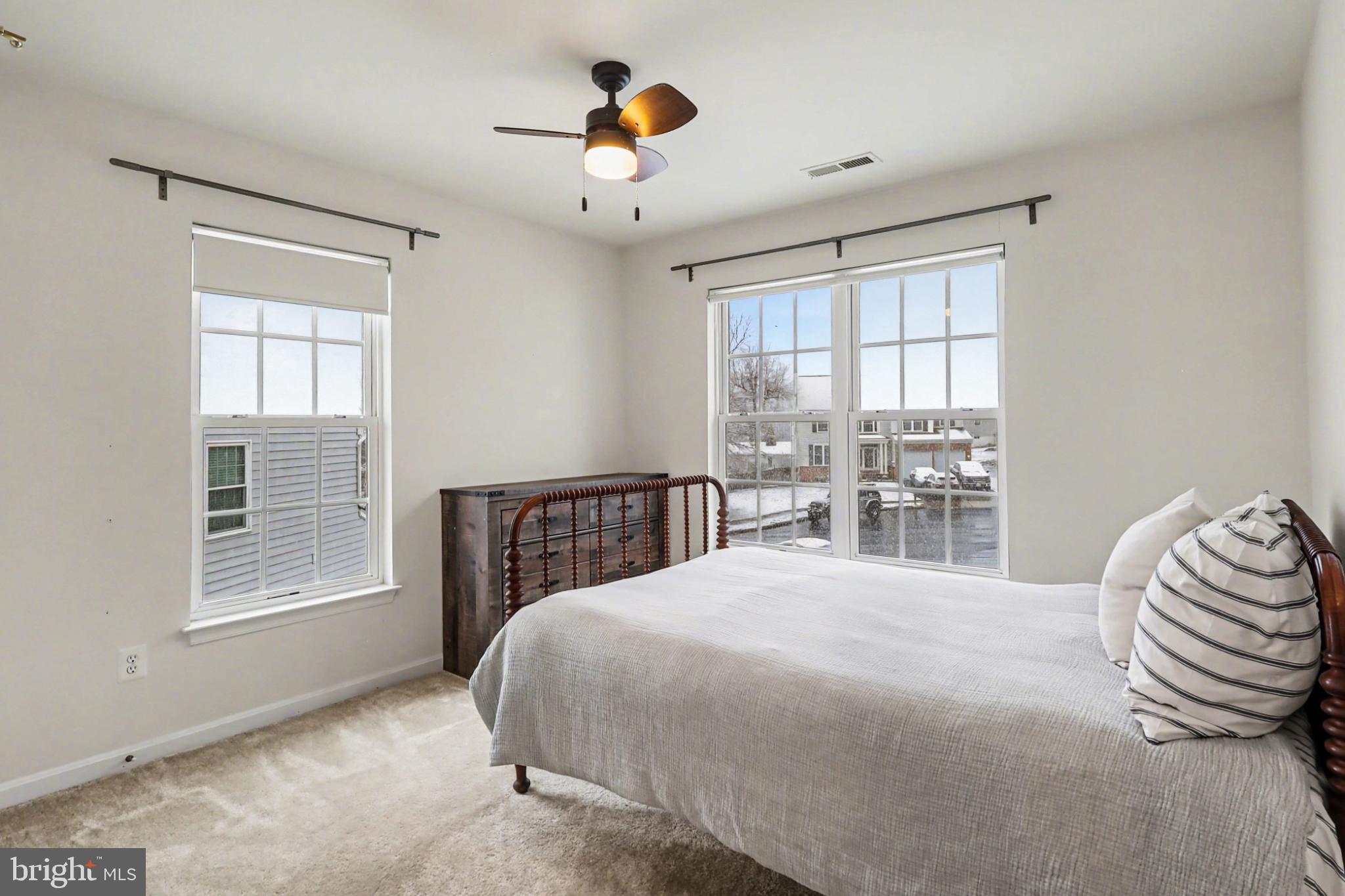 THE VILLAGES AT POTOMAC - Residential