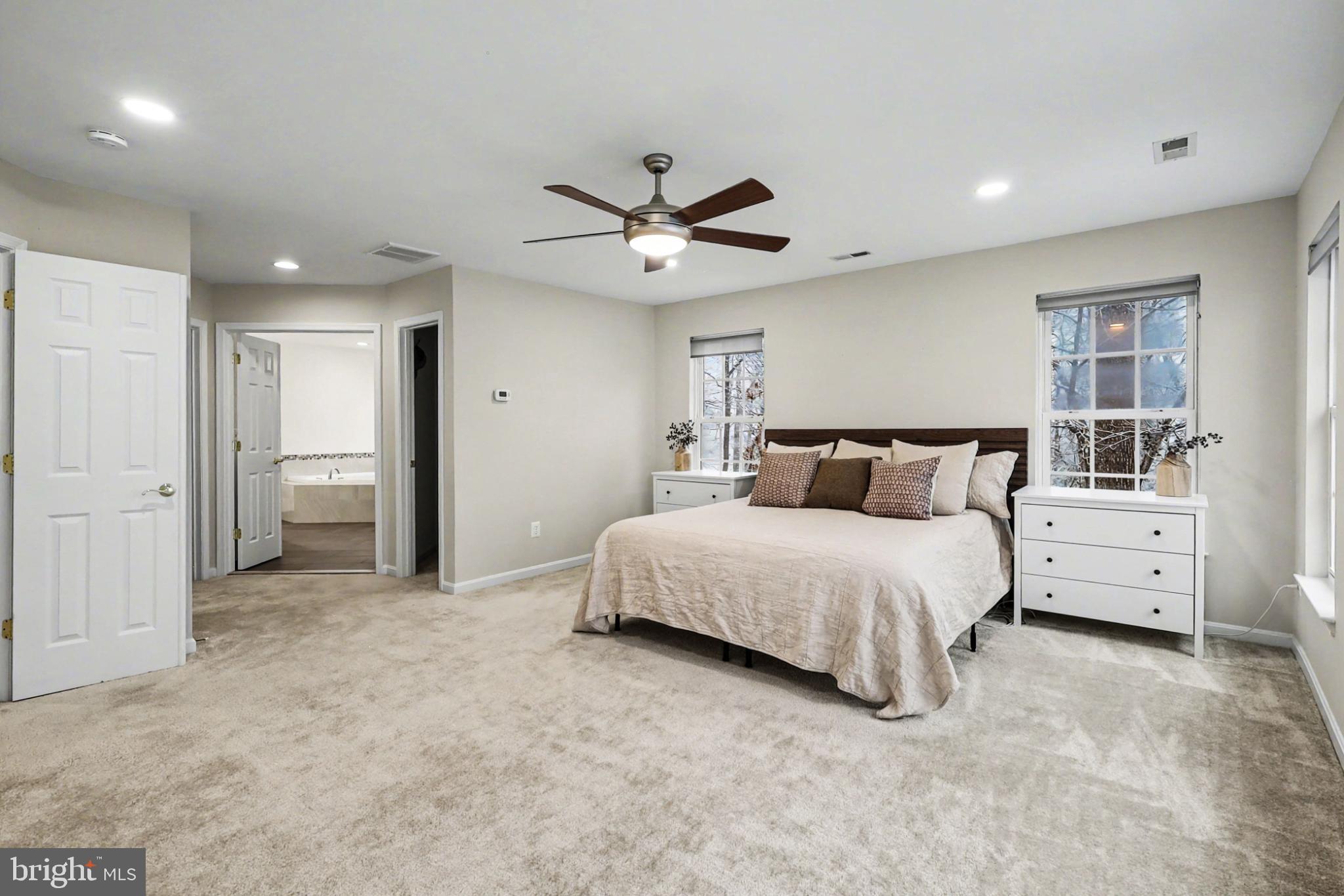 THE VILLAGES AT POTOMAC - Residential