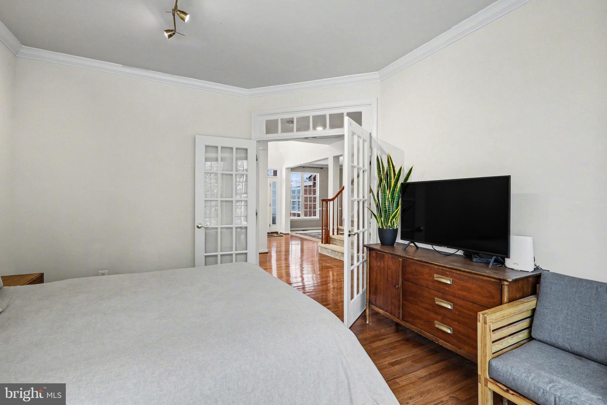 THE VILLAGES AT POTOMAC - Residential