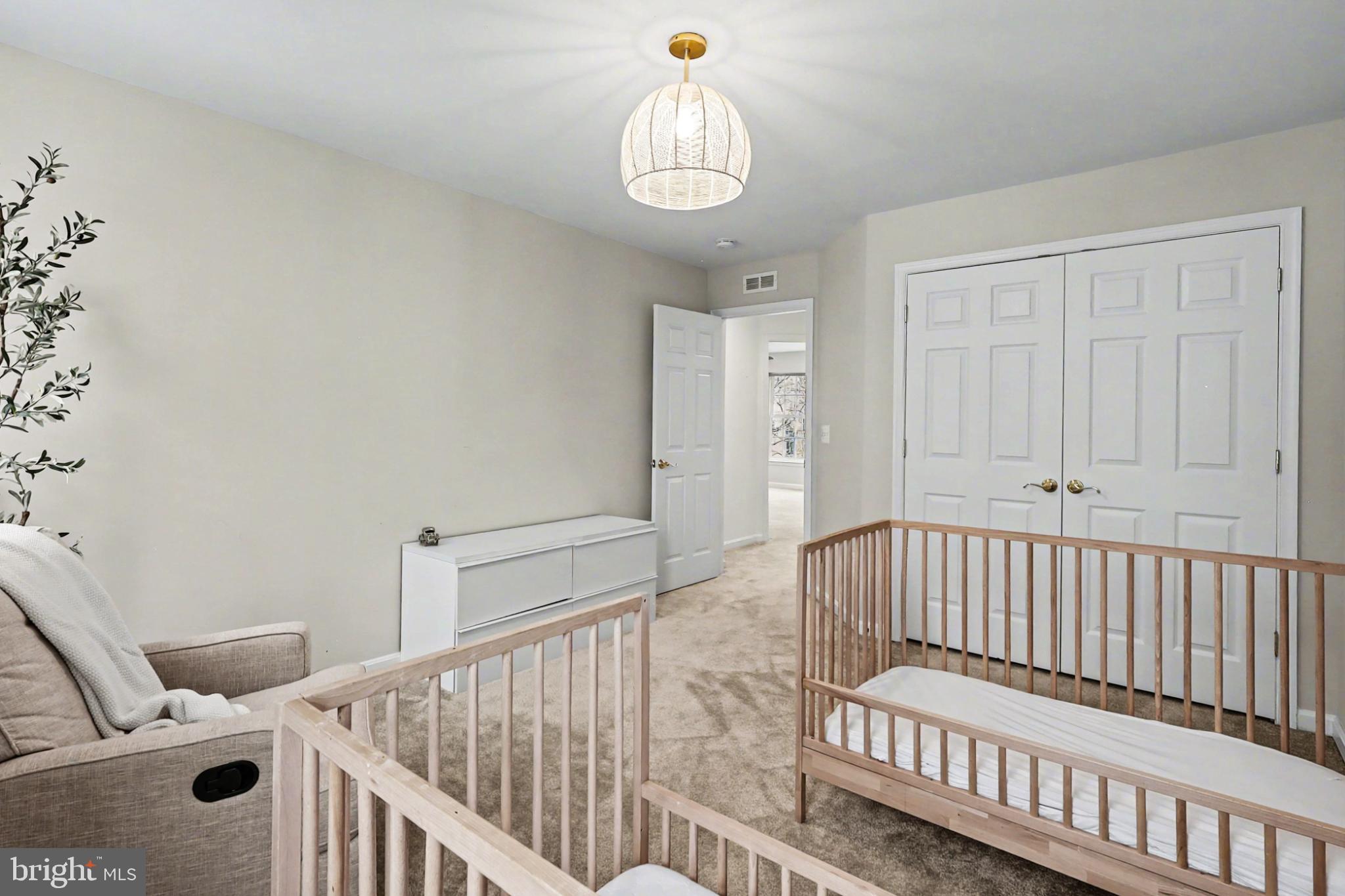 THE VILLAGES AT POTOMAC - Residential