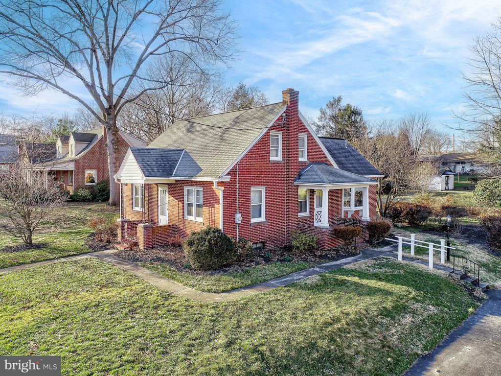 Photo of 1723 MANOR ST, COLUMBIA, PA 17512 (MLS # PALA2030932)