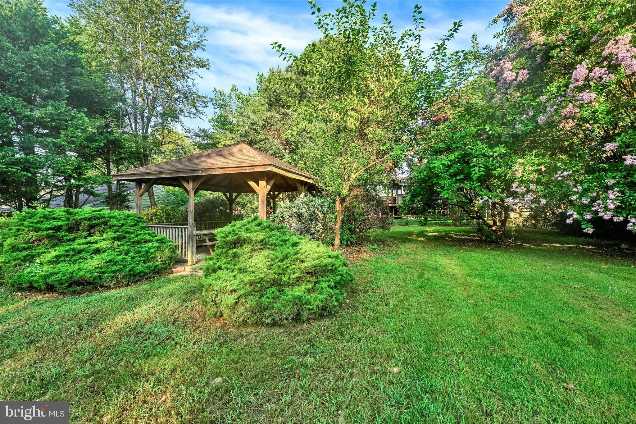 CHELSEA BEACH - Residential