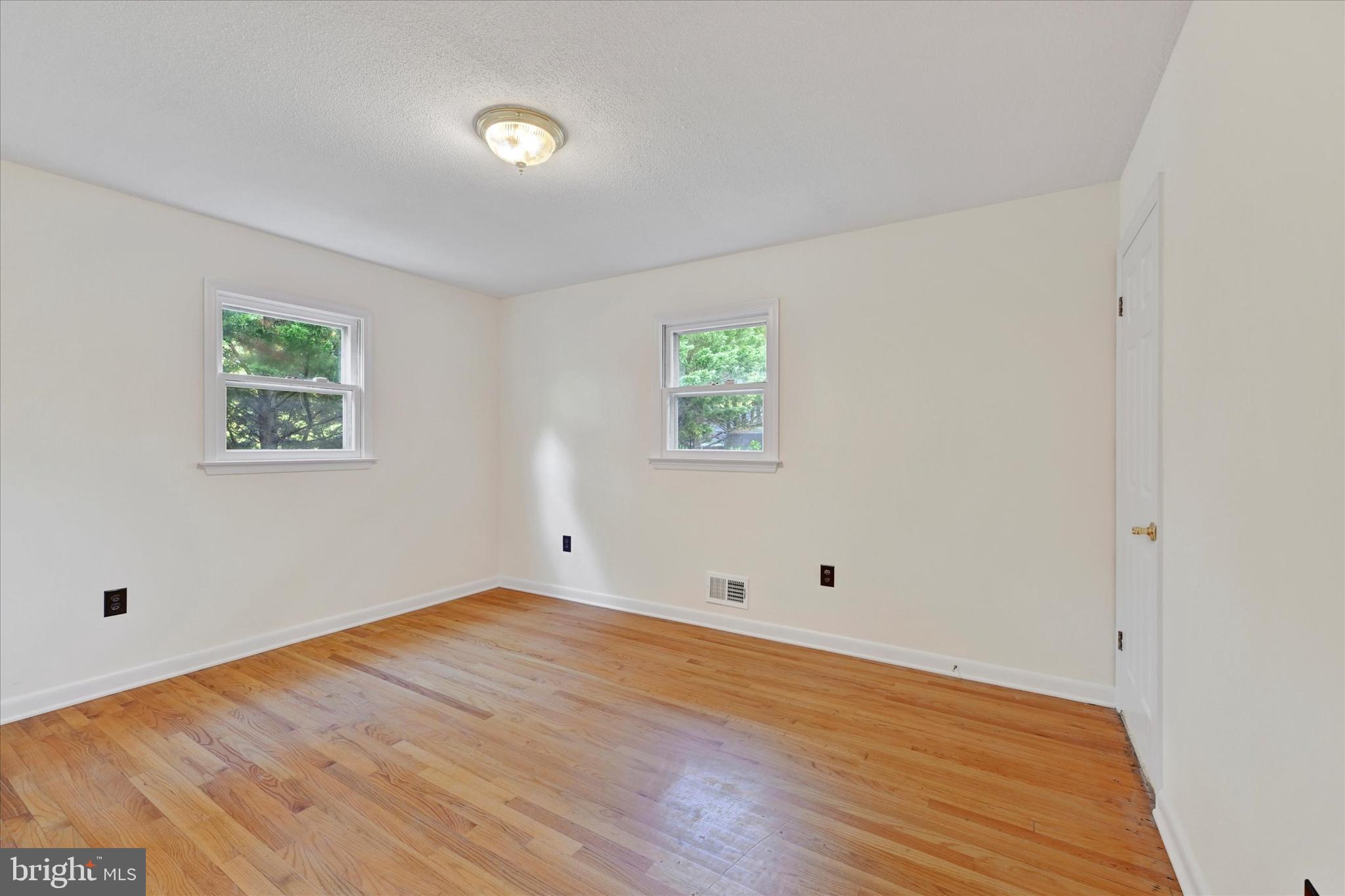 CHELSEA BEACH - Residential