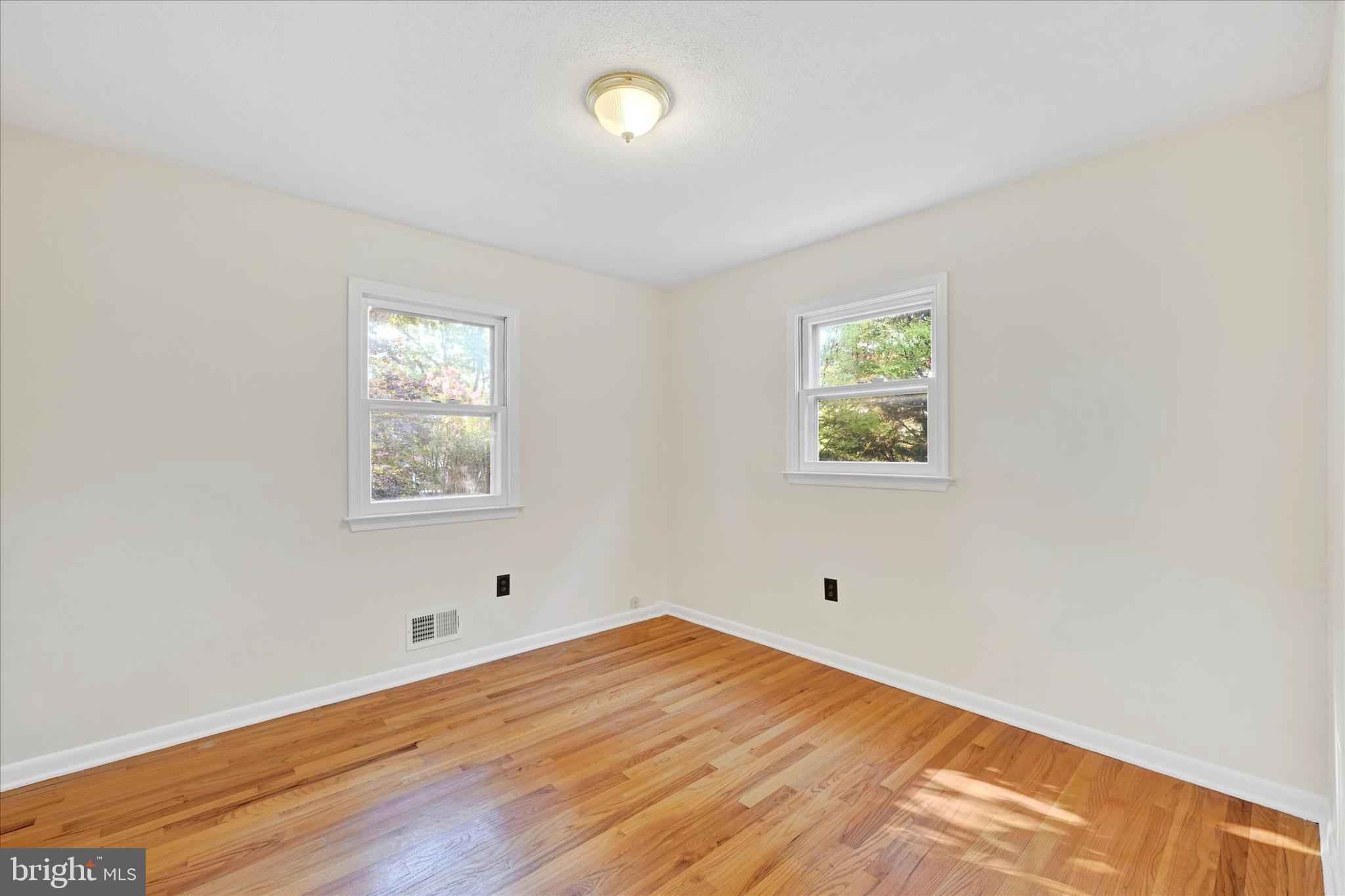 CHELSEA BEACH - Residential