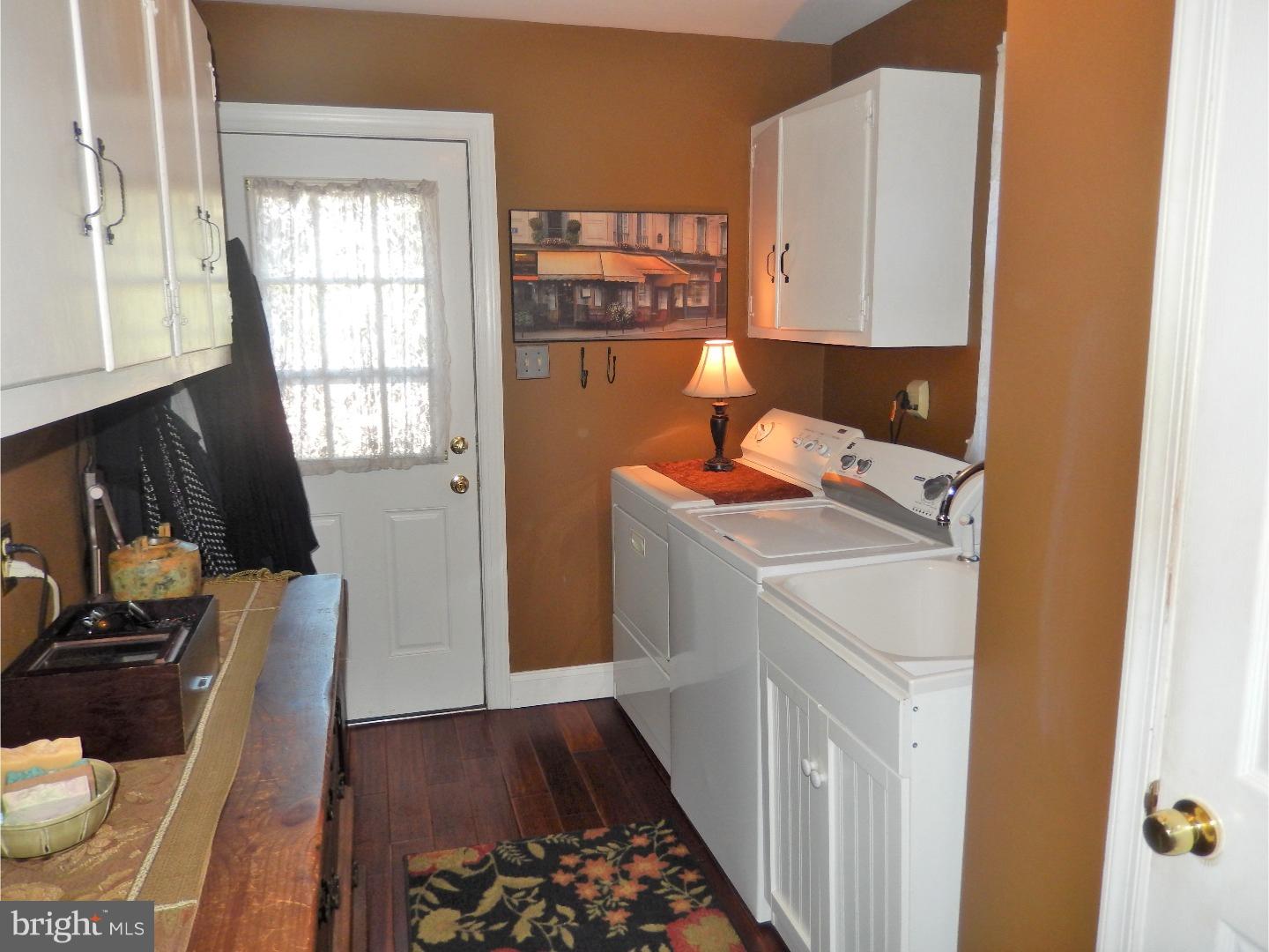 CANTERBURY WOODS - Residential