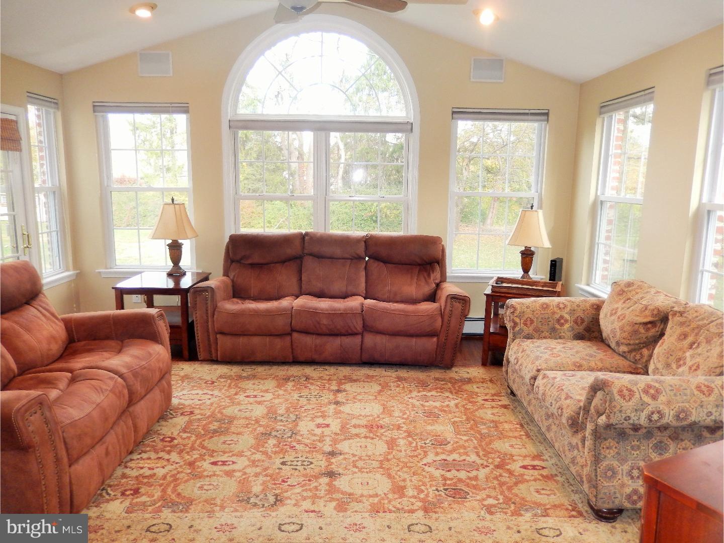 CANTERBURY WOODS - Residential