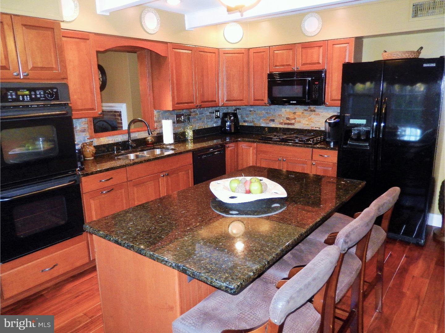 CANTERBURY WOODS - Residential