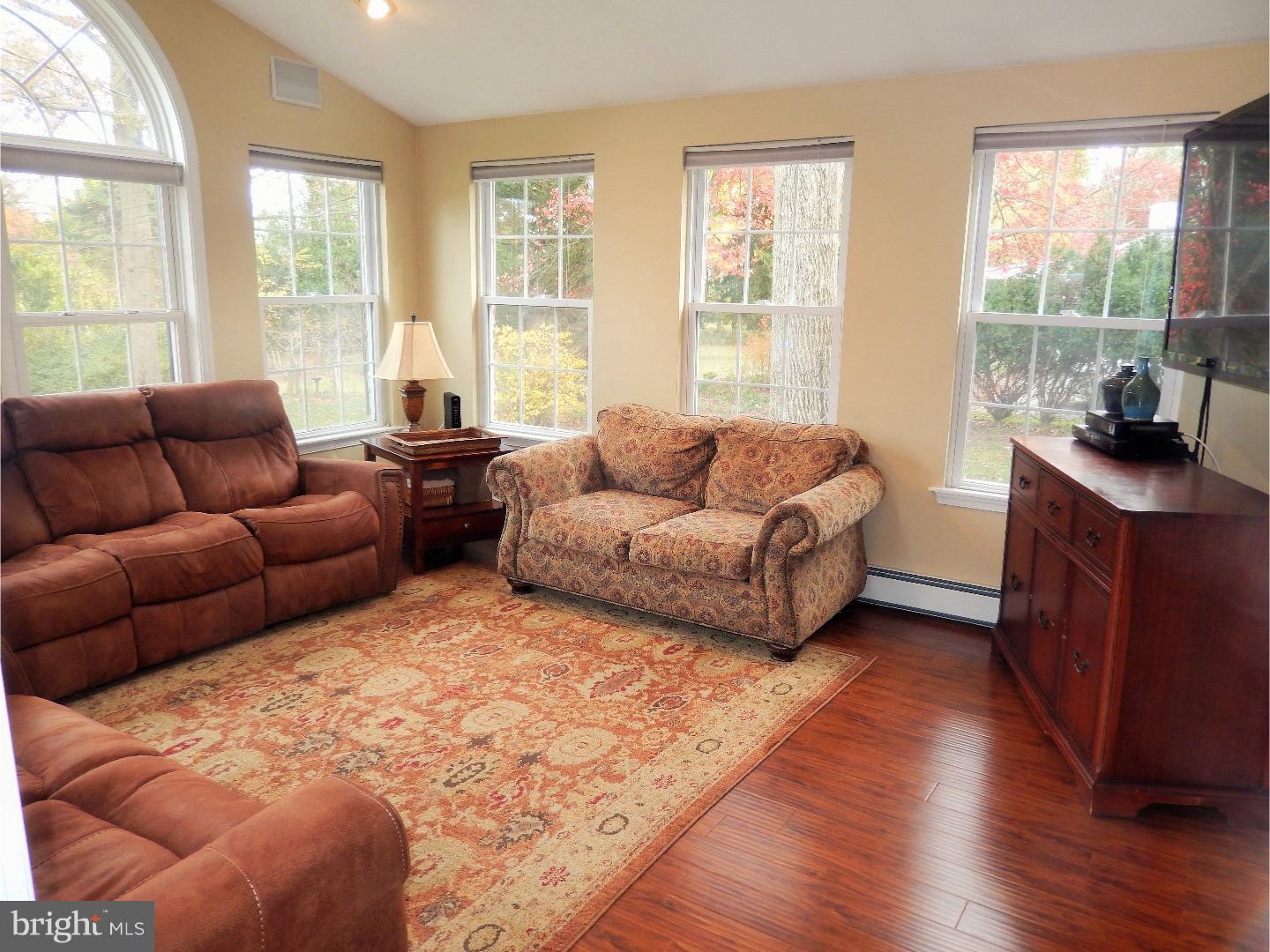 CANTERBURY WOODS - Residential