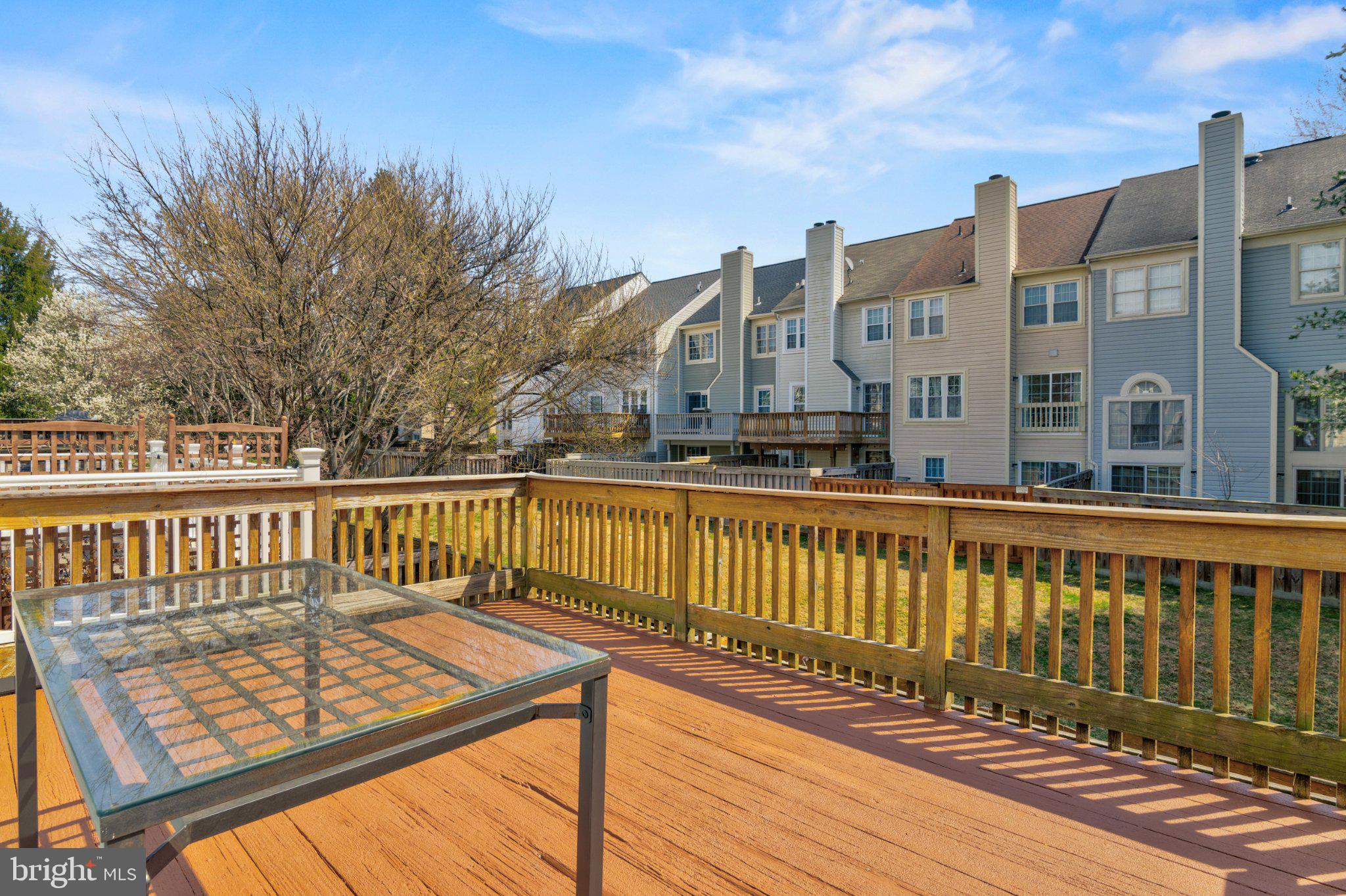 THE REACH - Residential