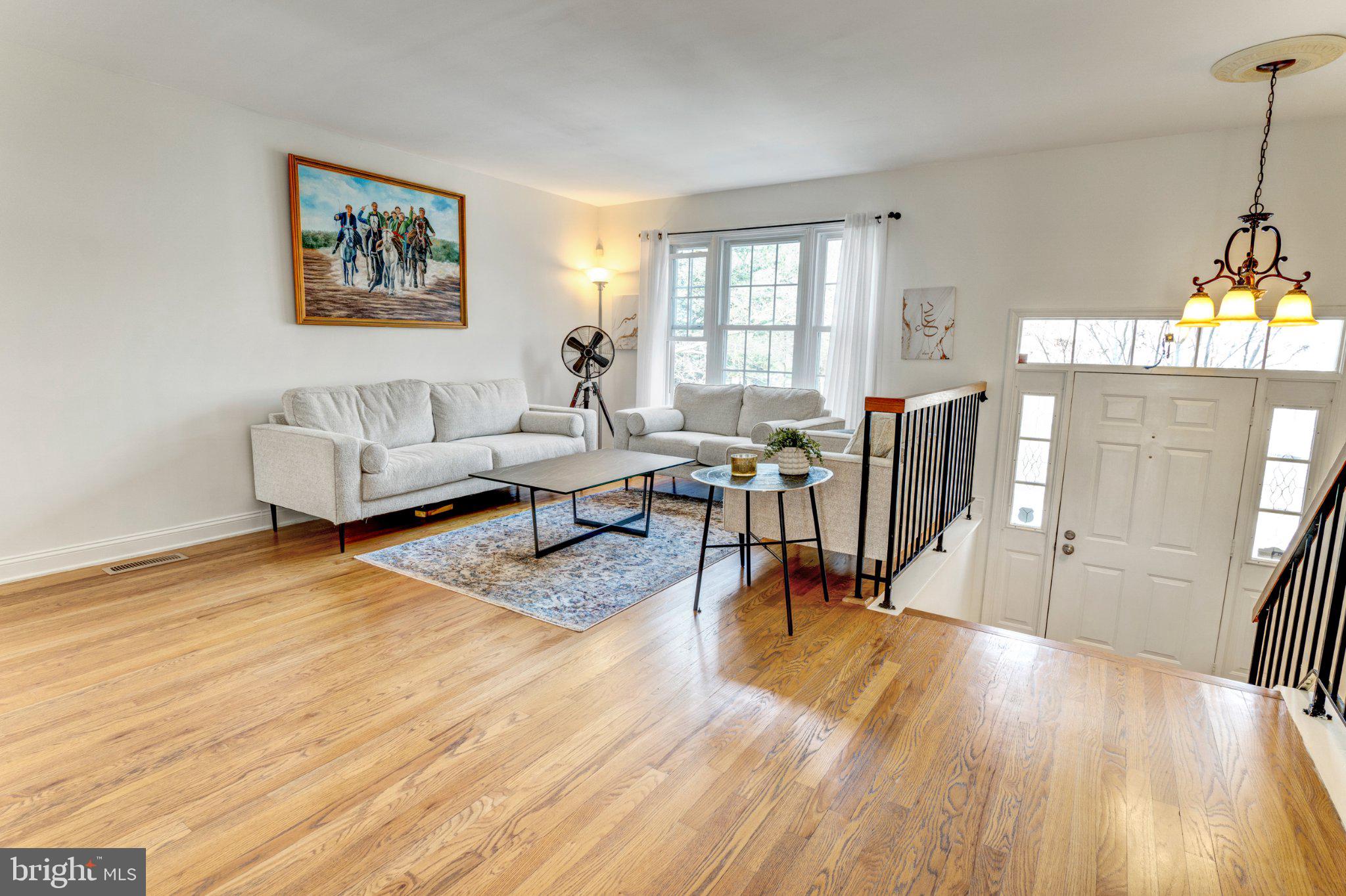 THE REACH - Residential