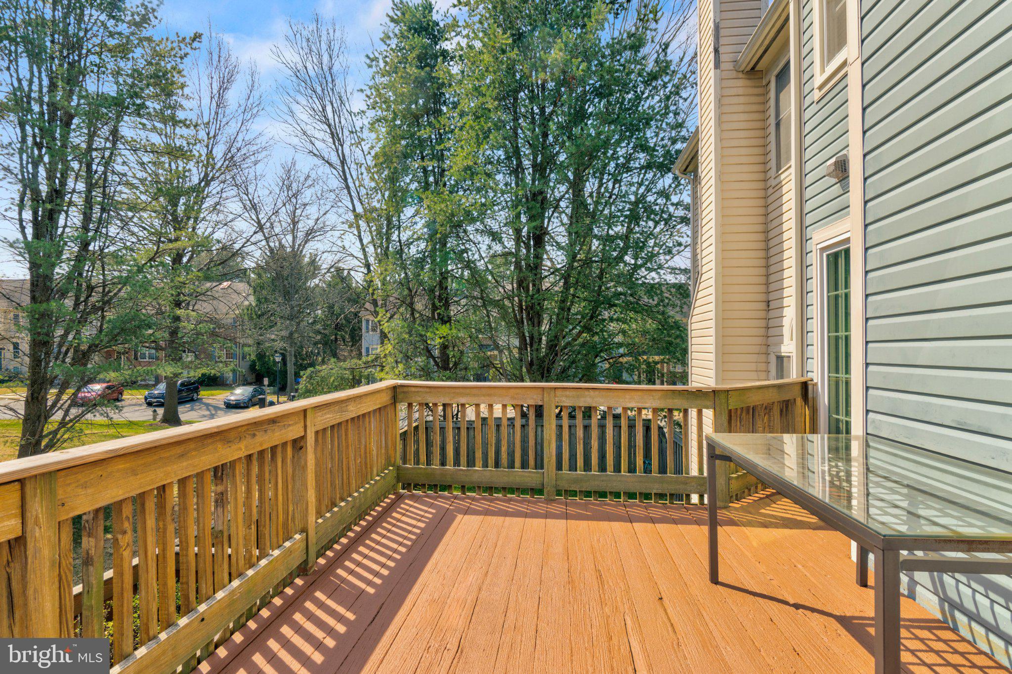 THE REACH - Residential