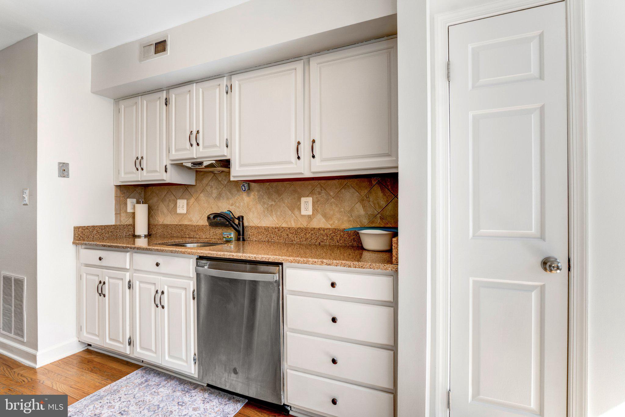 THE REACH - Residential