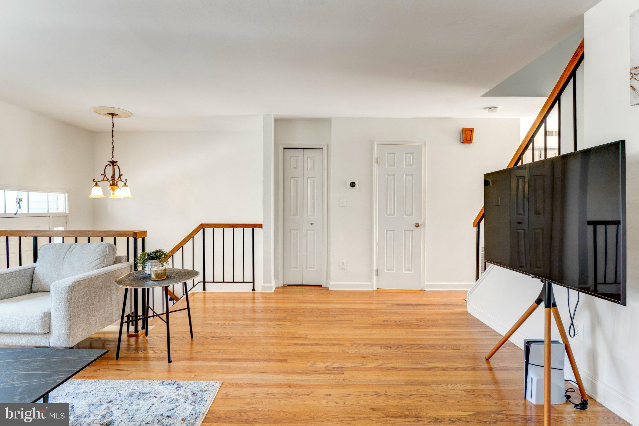 THE REACH - Residential