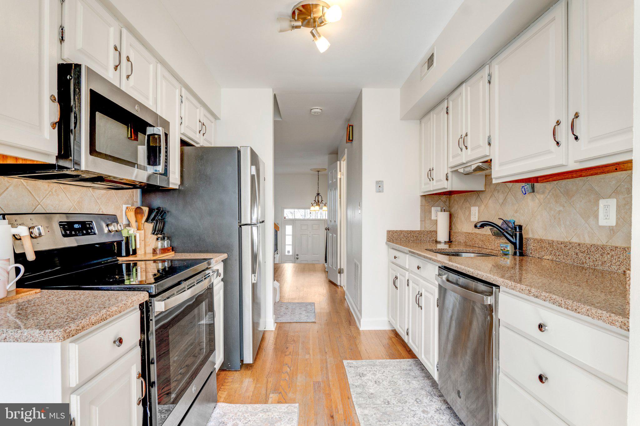 THE REACH - Residential