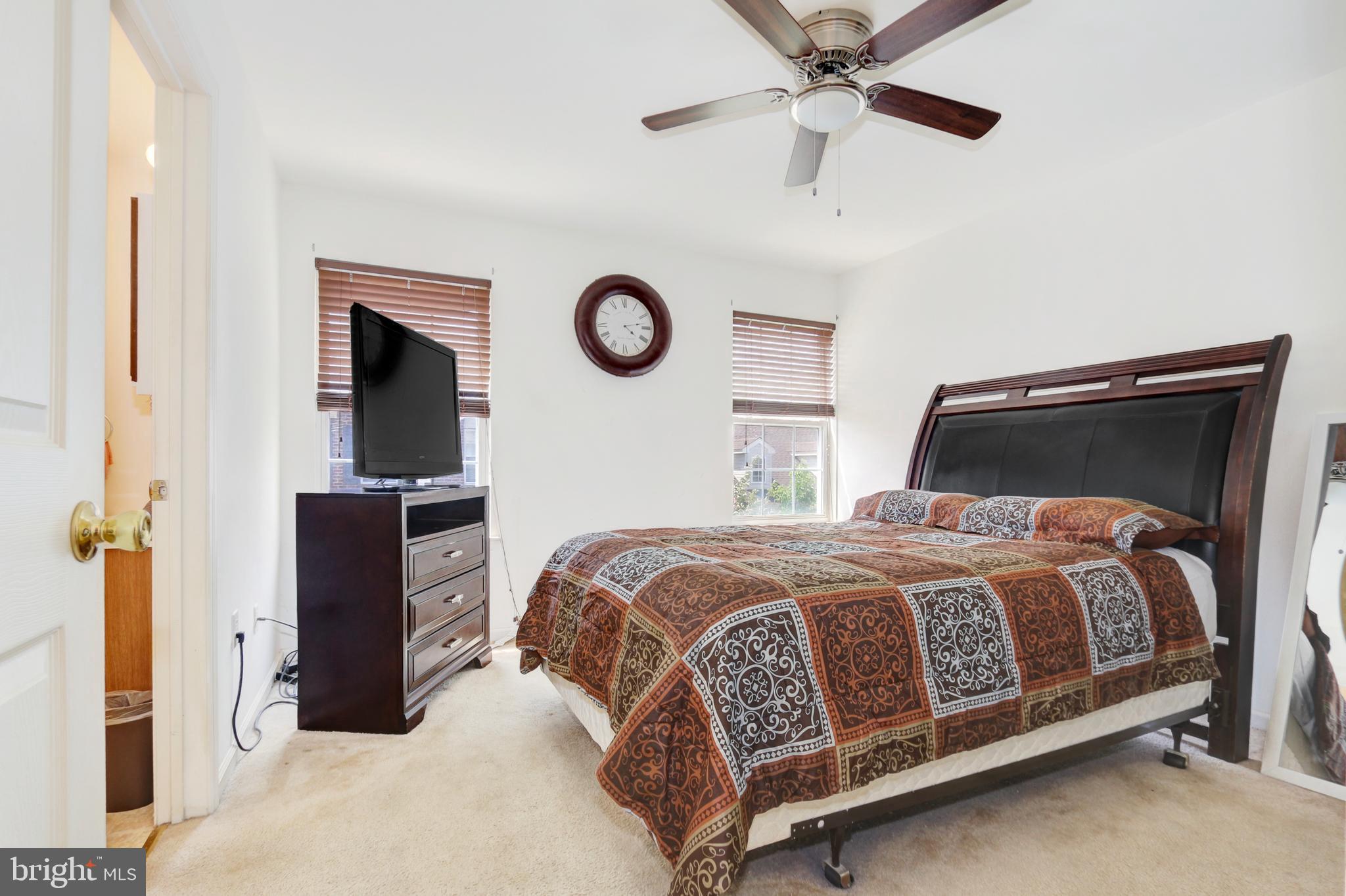 1553 JOHN ADAMS COURT 653
